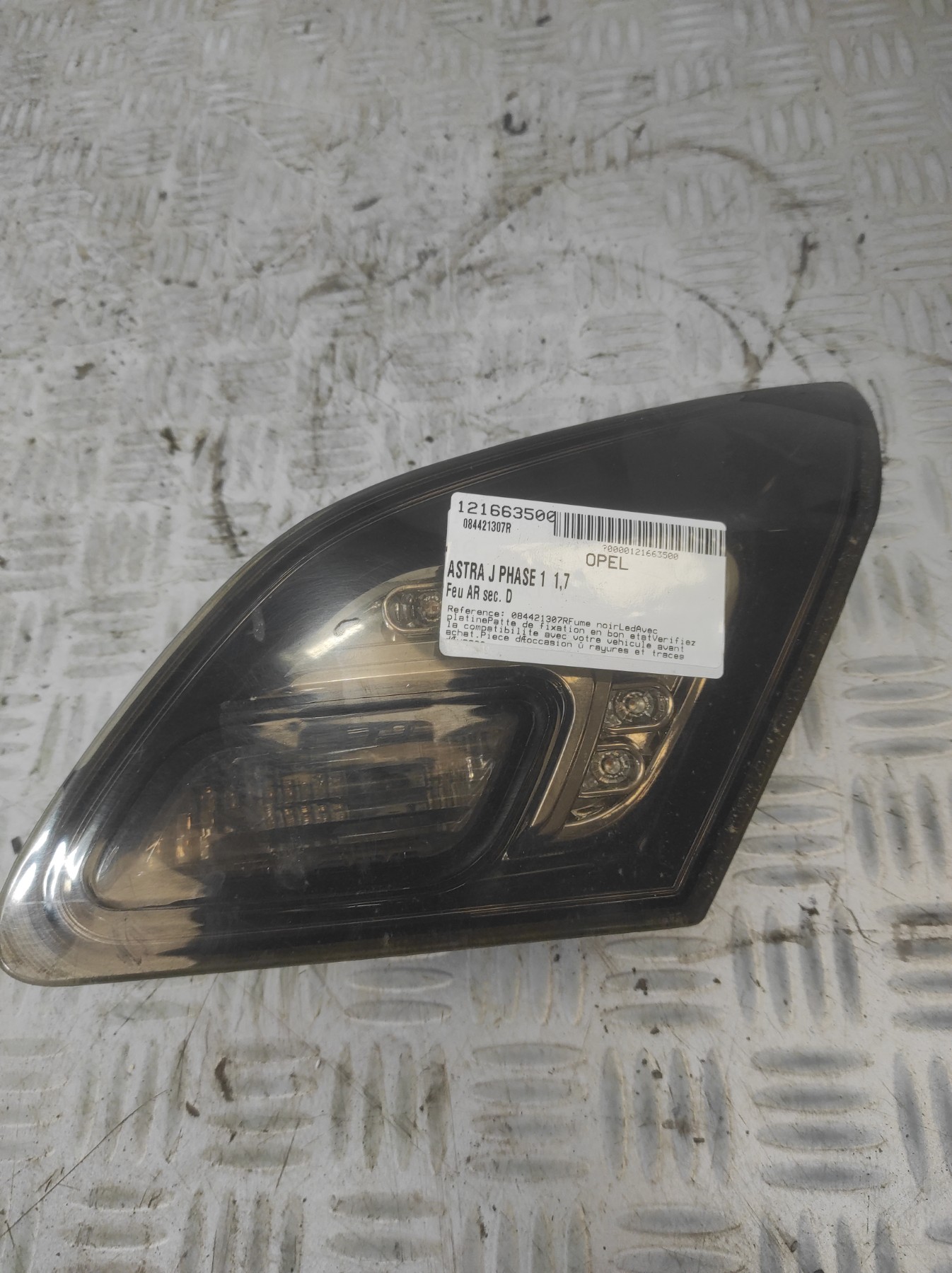 Feu arriere secondaire droit (feux) OPEL ASTRA J PHASE 1 – 084421307R