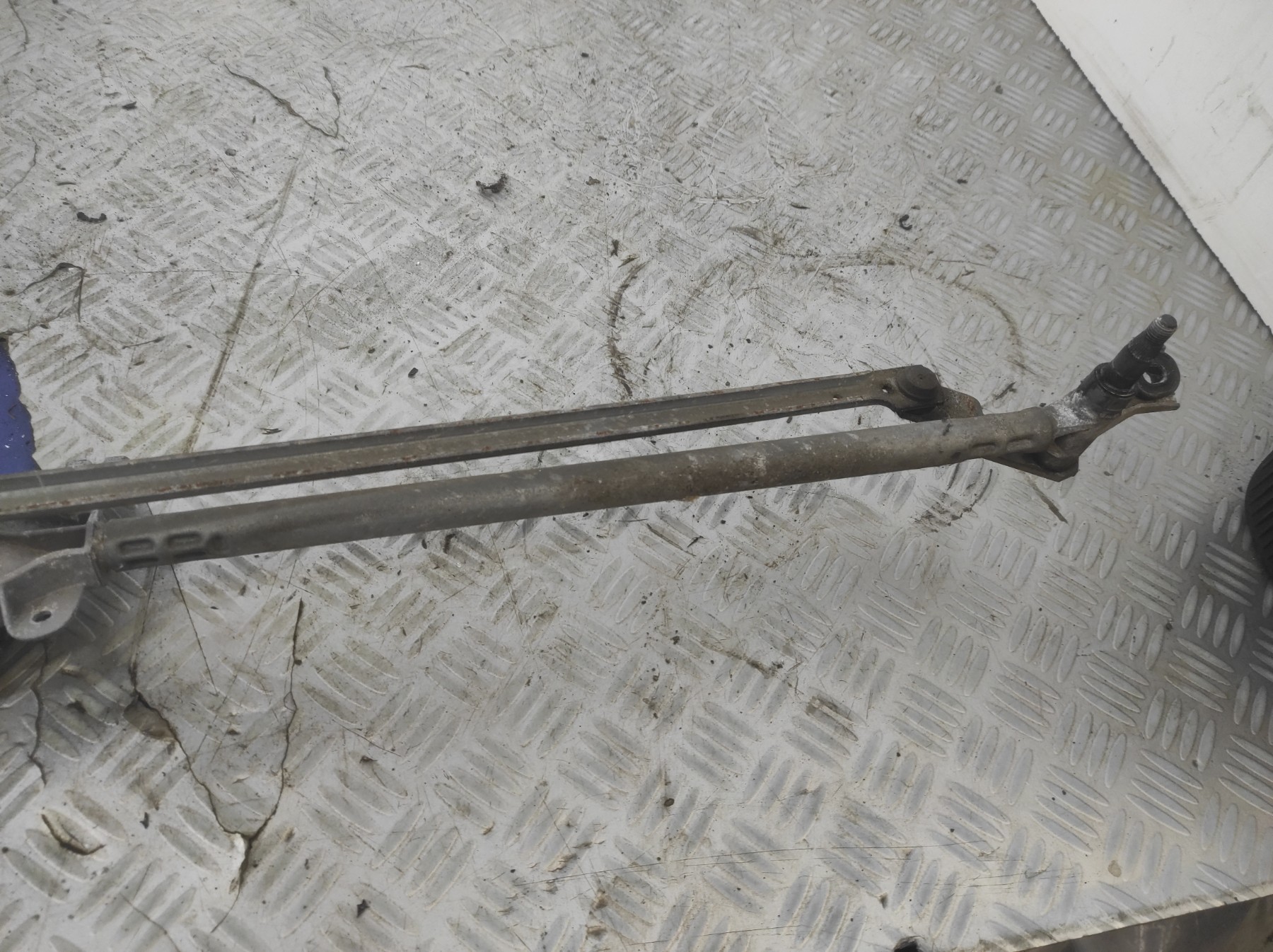 Moteur essuie glace avant OPEL ASTRA J PHASE 1 – 13262434