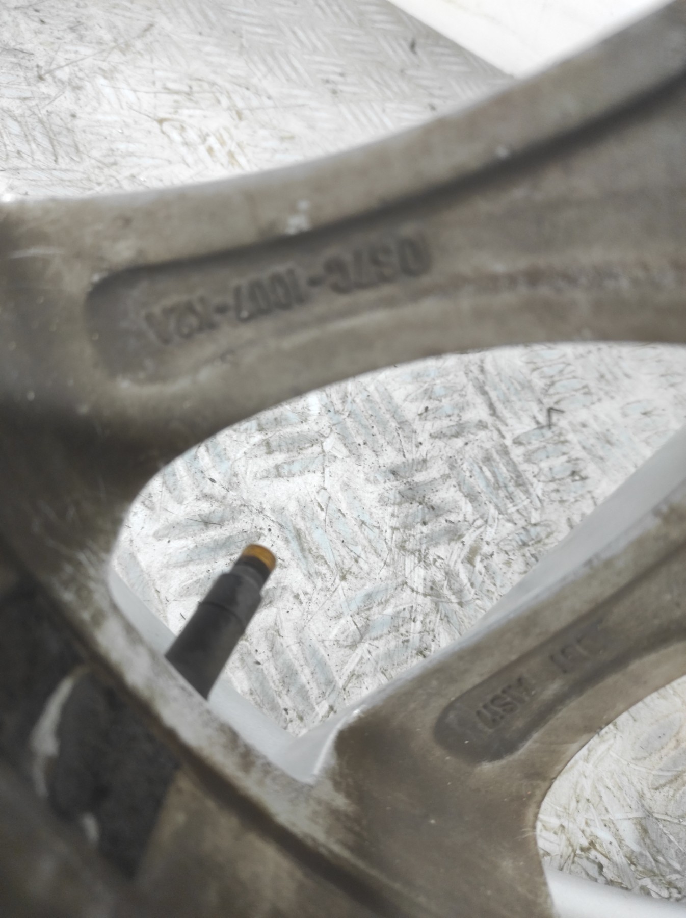 Jante FORD MONDEO 3 PHASE 1 – DS7C1007K2A