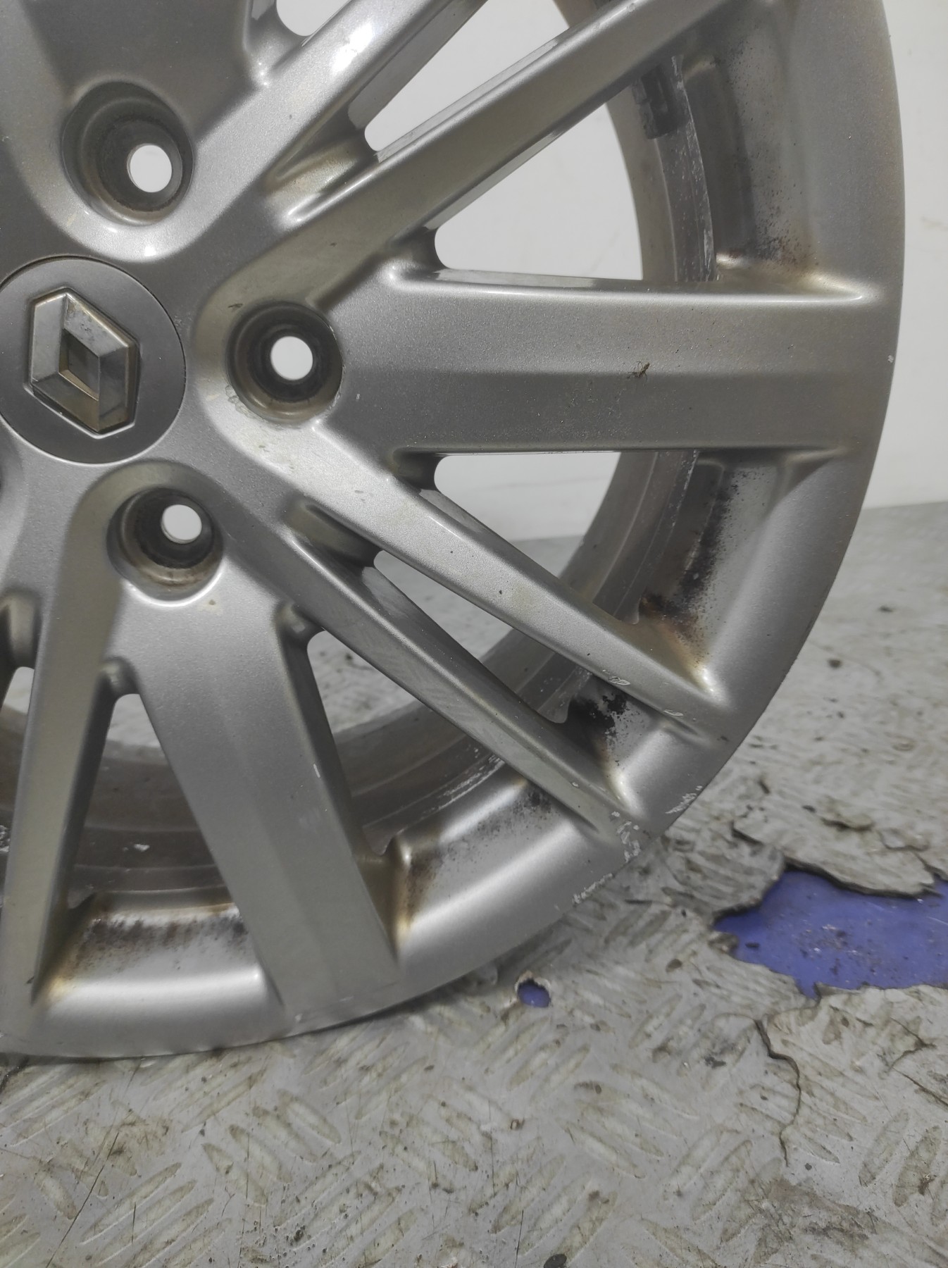 Jante RENAULT MEGANE 3 PHASE 1 – 00579R