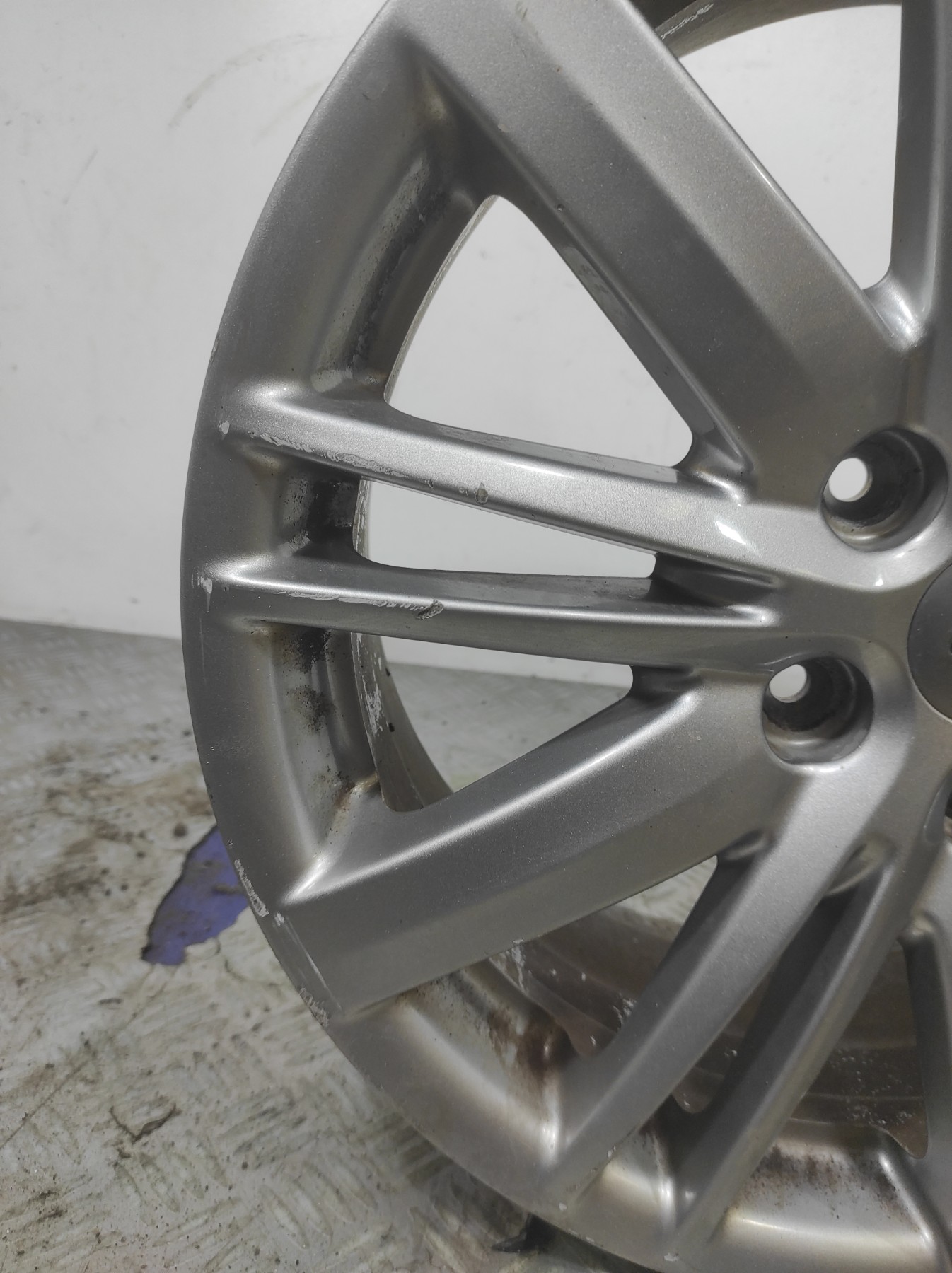 Jante RENAULT MEGANE 3 PHASE 1 – 00579R