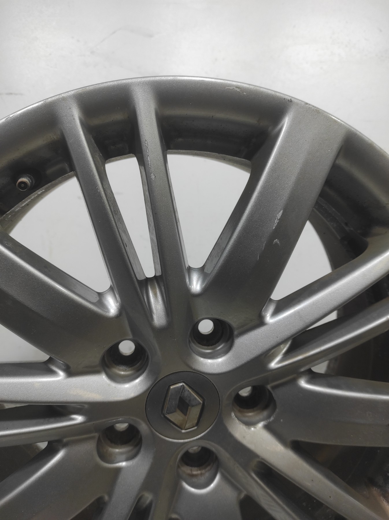 Jante RENAULT MEGANE 3 PHASE 1 – 00579R