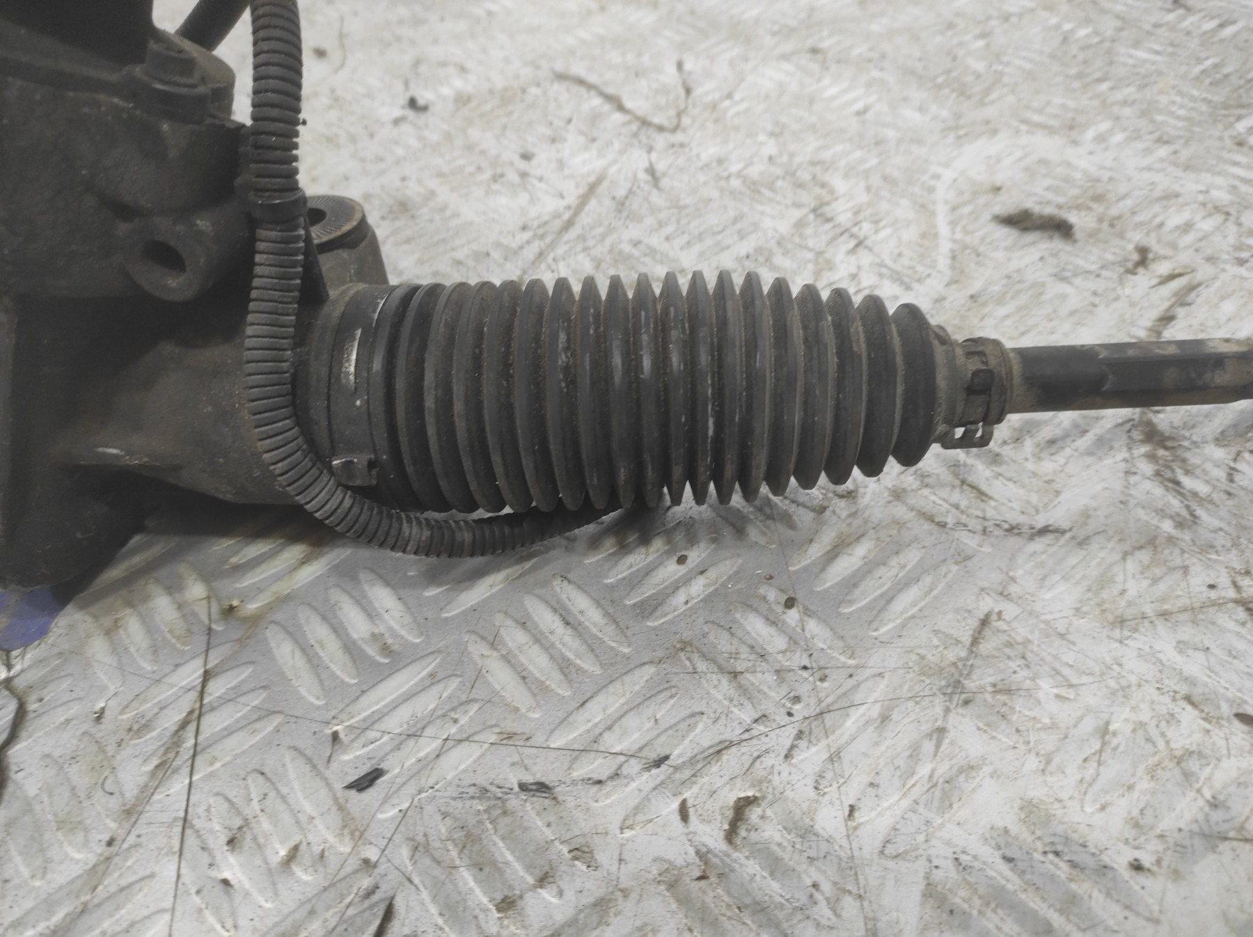 Cremaillere assistee OPEL ASTRA J PHASE 1 – 0196B00095