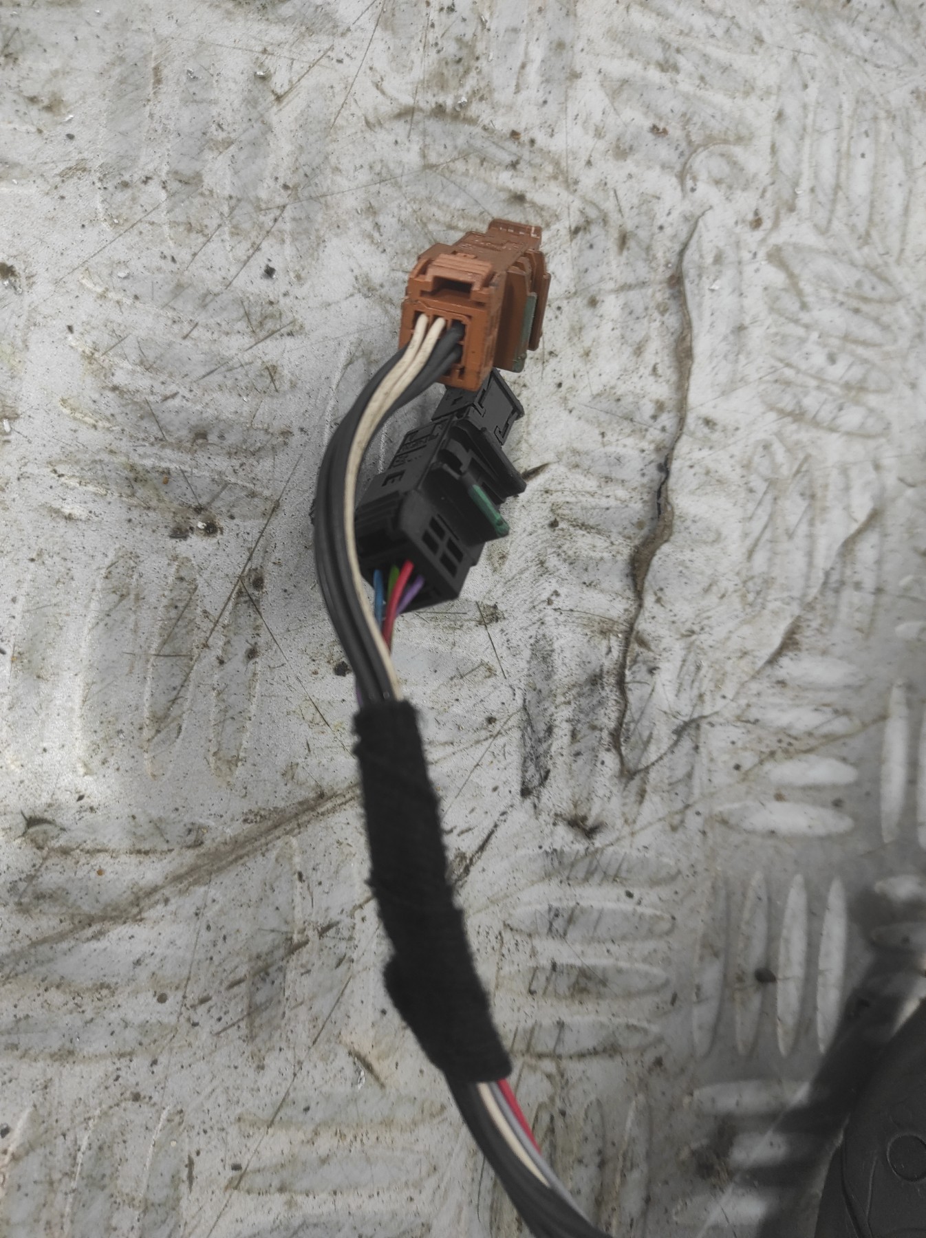 Retroviseur droit PEUGEOT 208 1 PHASE 1 – 1611240580