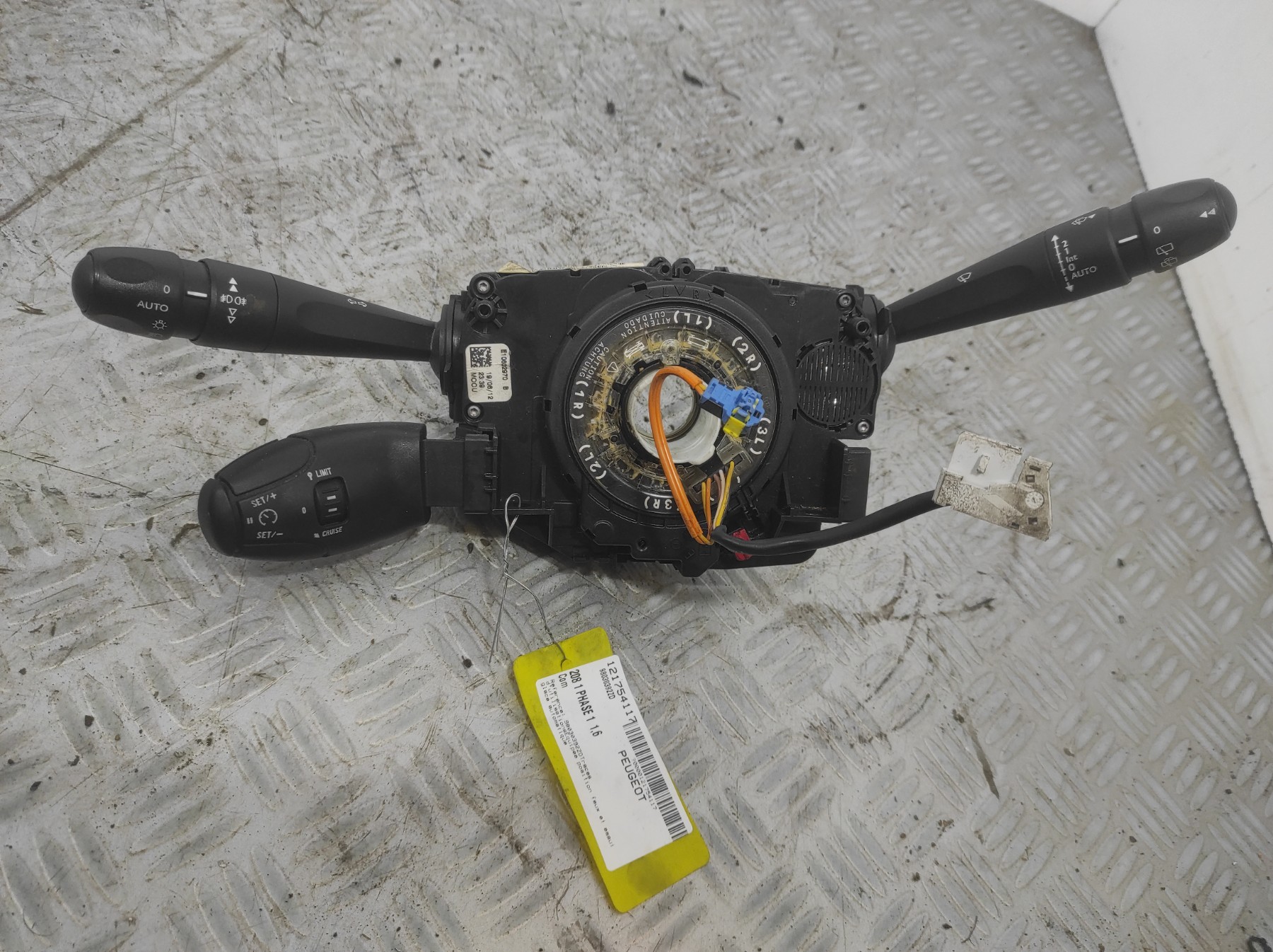 Com (Bloc Contacteur Tournant+Commodo Essuie Glace+Commodo Phare) PEUGEOT 208 1 PHASE 1 – 98030392ZD