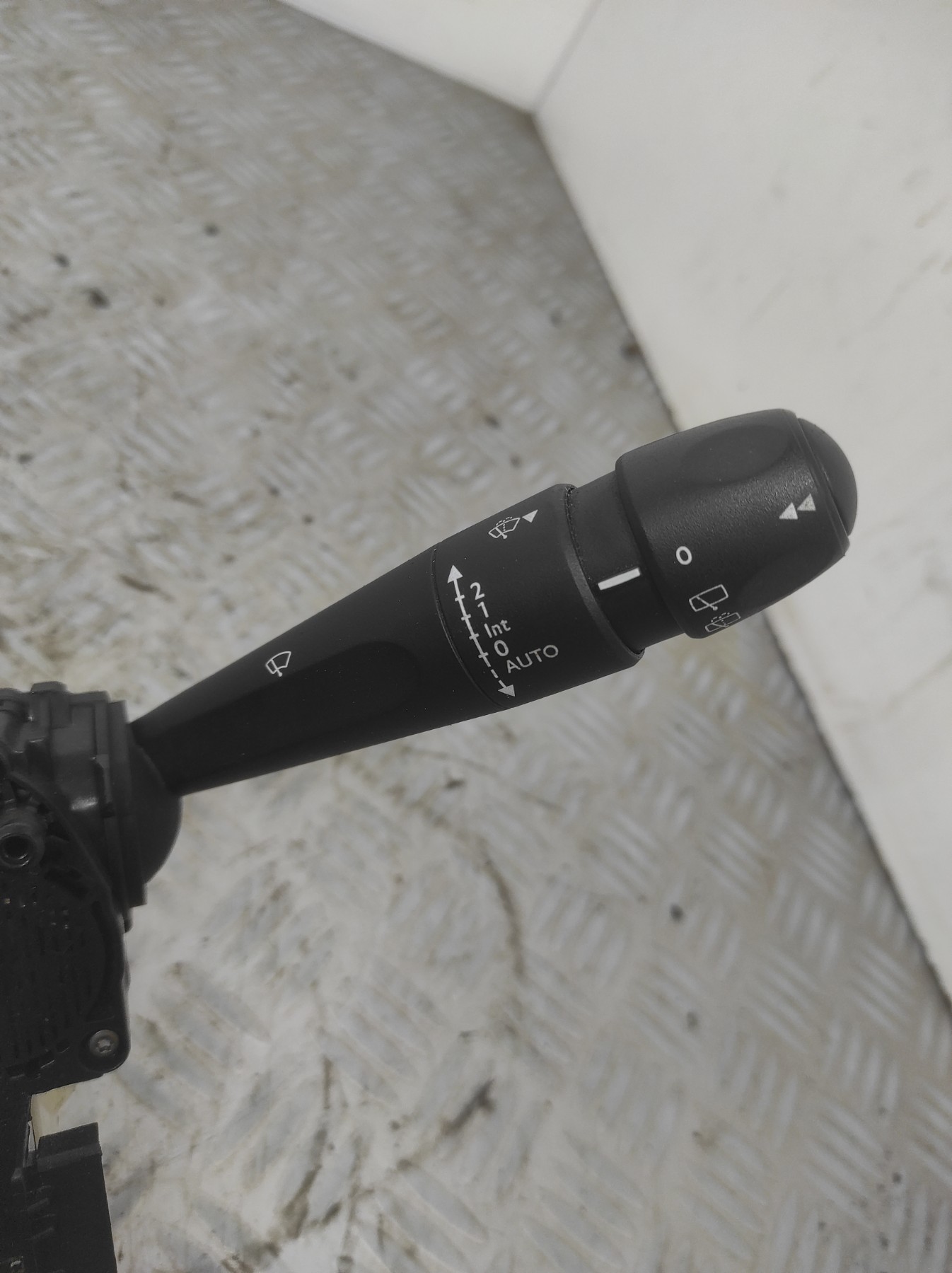 Com (Bloc Contacteur Tournant+Commodo Essuie Glace+Commodo Phare) PEUGEOT 208 1 PHASE 1 – 98030392ZD