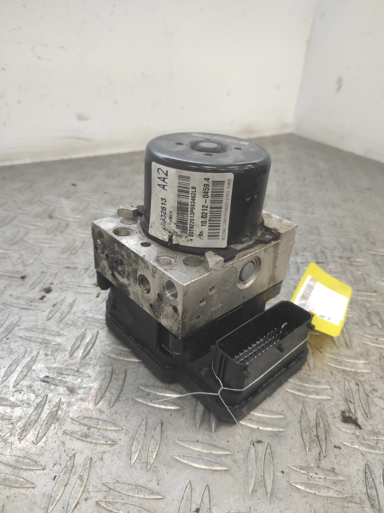 Bloc ABS (freins anti-blocage) OPEL ASTRA J PHASE 1 – 13332613