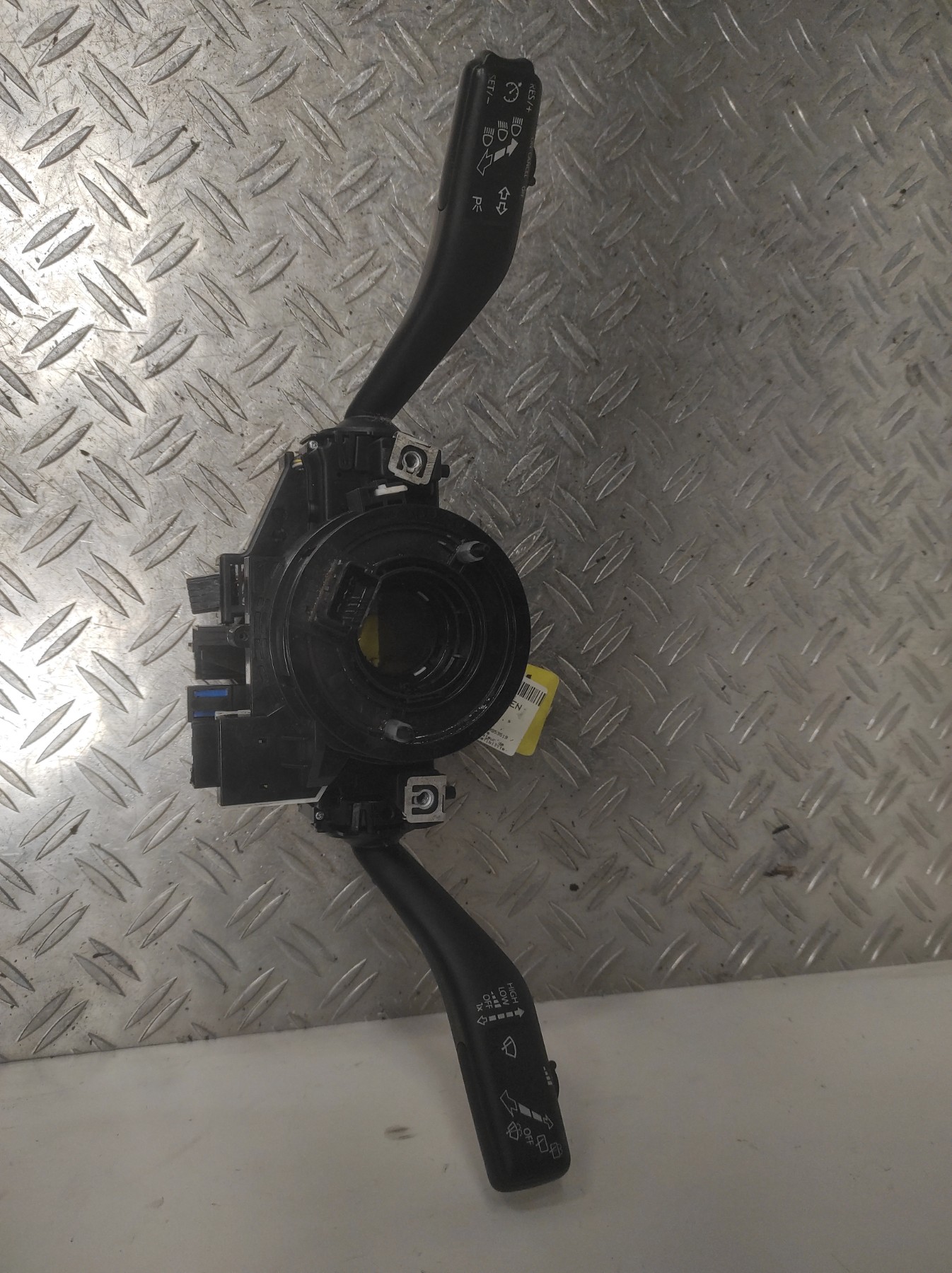 Com (Bloc Contacteur Tournant+Commodo Essuie Glace+Commodo Phare) VOLKSWAGEN TOURAN 1 PHASE 2 – 1K0953503