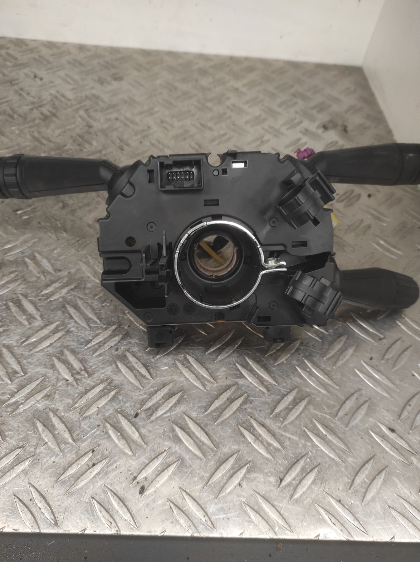 Com (Bloc Contacteur Tournant+Commodo Essuie Glace+Commodo Phare) ALFA ROMEO MITO PHASE 1 – 86262060