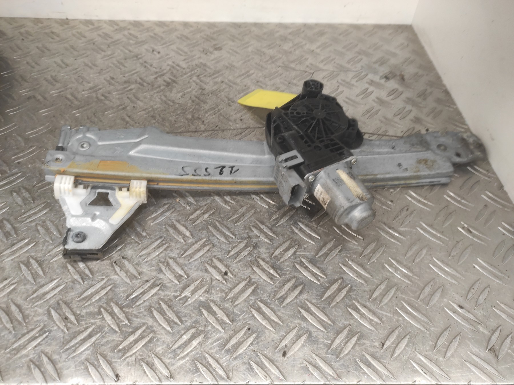 Leve vitre electrique arriere gauche CITROEN C4 2 PHASE 1 – 121789