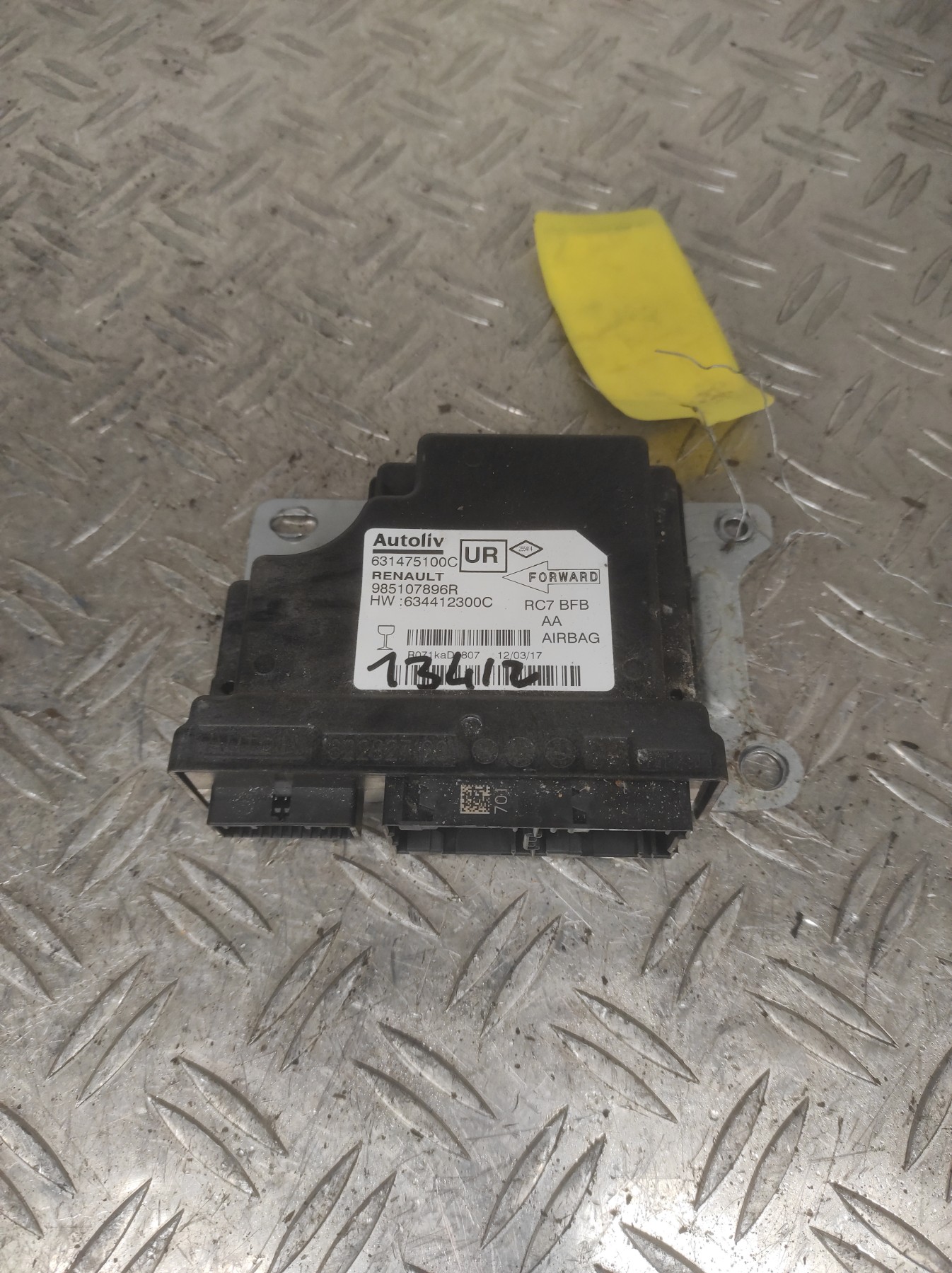 Boitier air bag RENAULT MEGANE 4 PHASE 1 – 985107896R