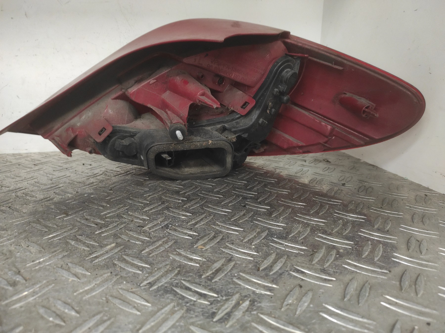 Feu arriere principal gauche (feux) PEUGEOT 207 PHASE 2 – 9686566080