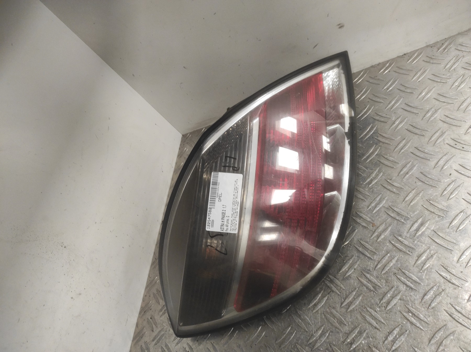 Feu arriere principal gauche (feux) OPEL ASTRA H PHASE 2 – 13222324
