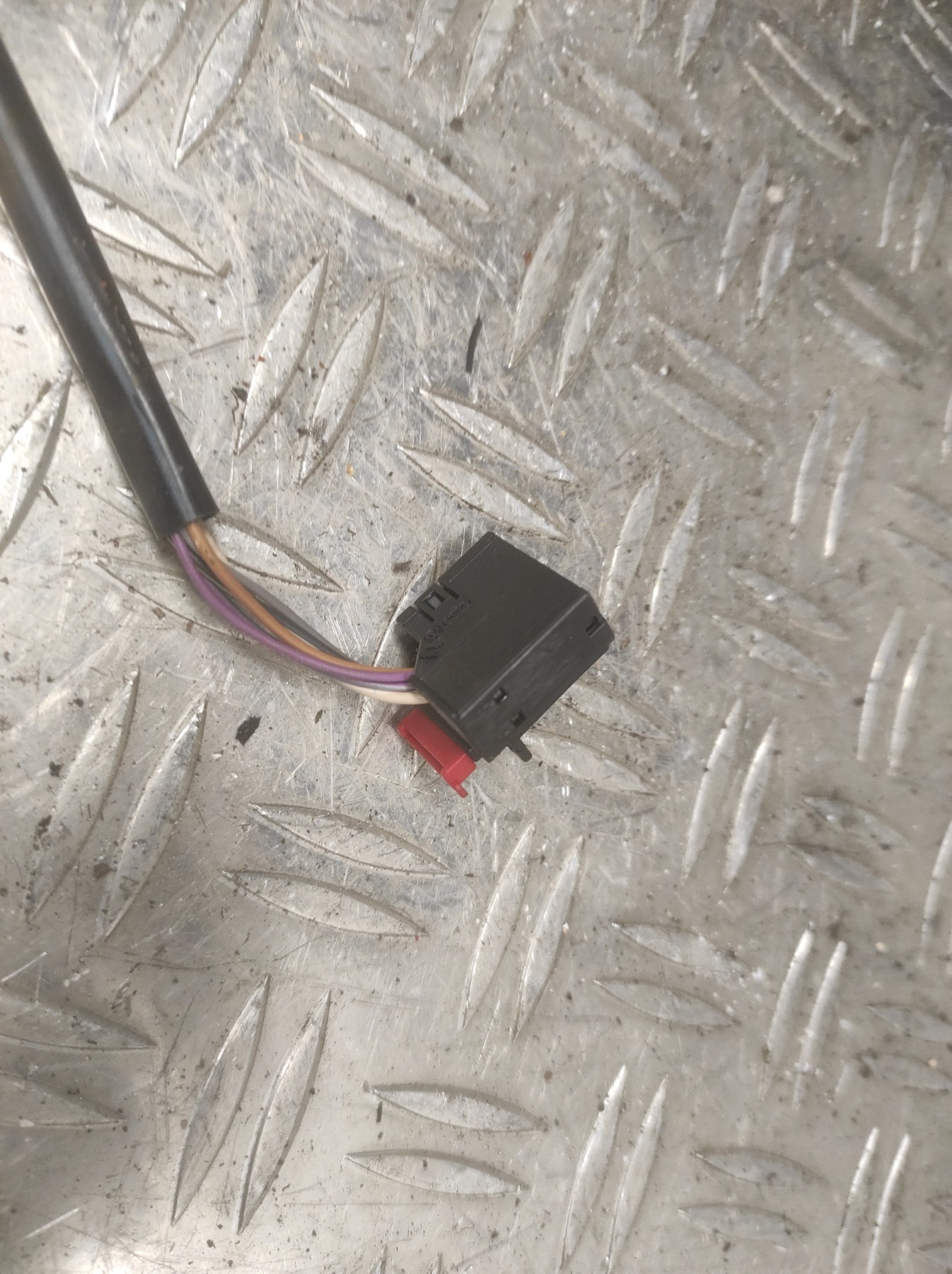 Retroviseur droit VOLKSWAGEN TOURAN 1 PHASE 1 – 1T1857508L9B9