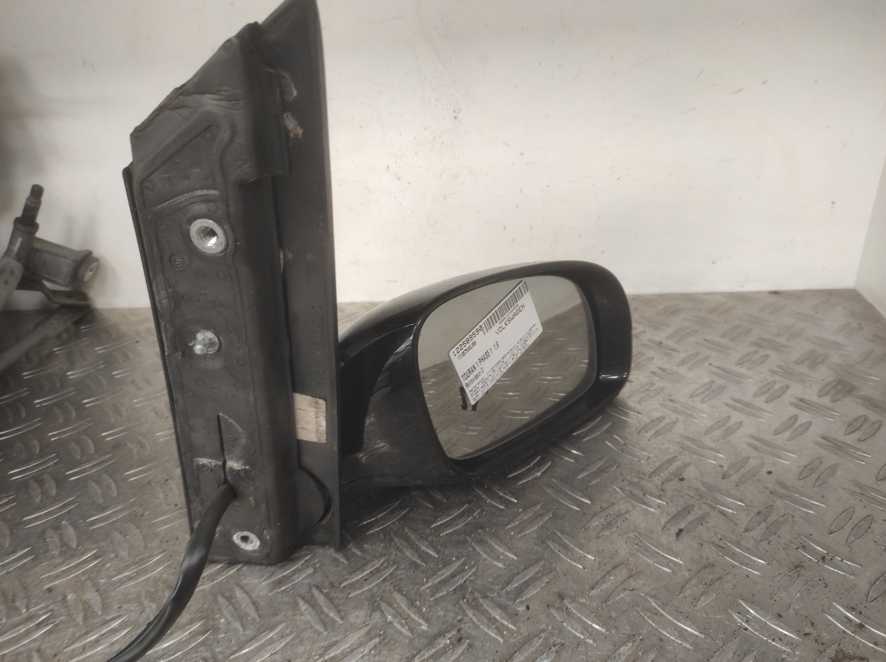 Retroviseur droit VOLKSWAGEN TOURAN 1 PHASE 1 – 1T1857508L9B9