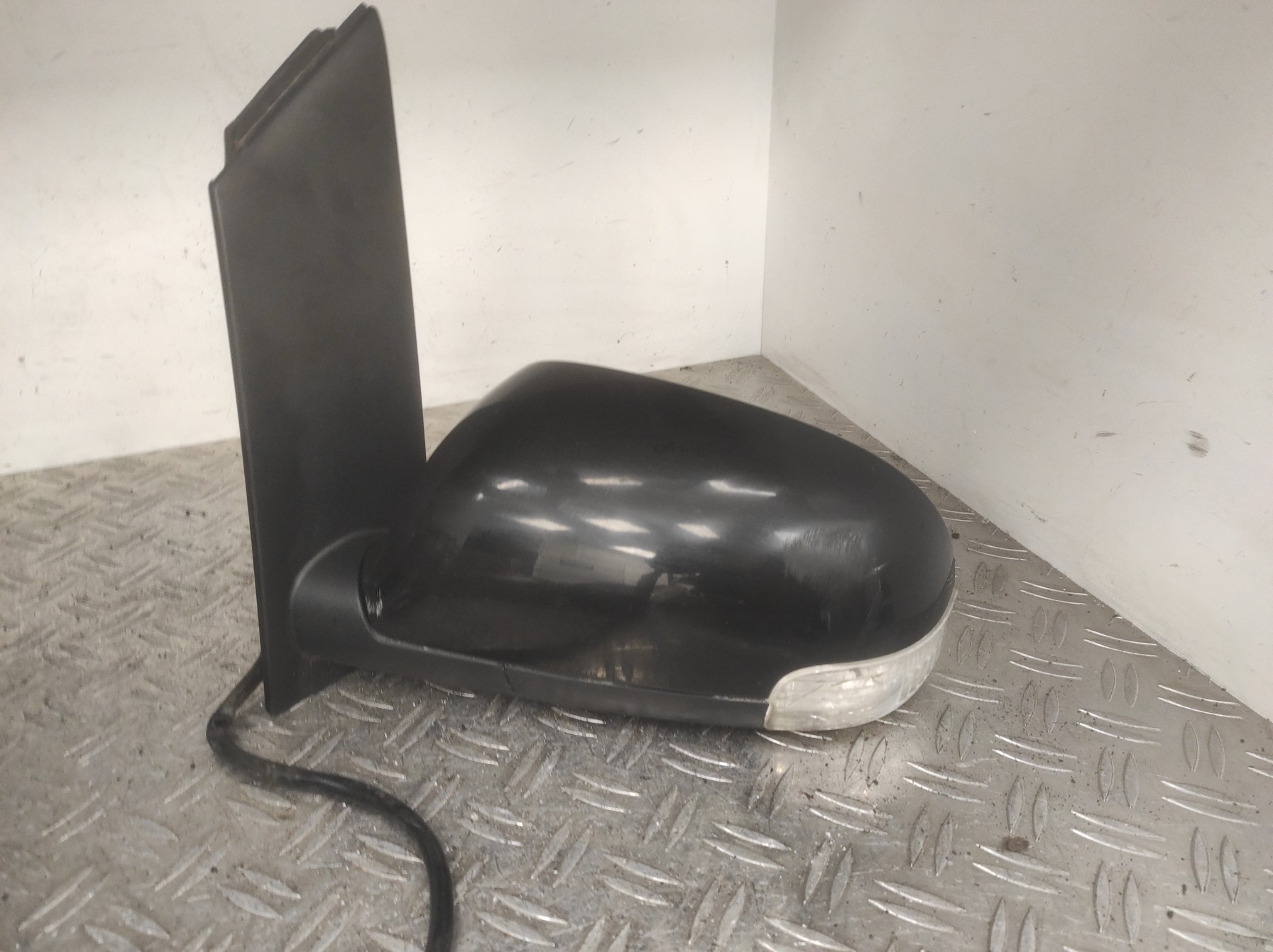 Retroviseur gauche VOLKSWAGEN TOURAN 1 PHASE 1 – 1T1857507M9B9