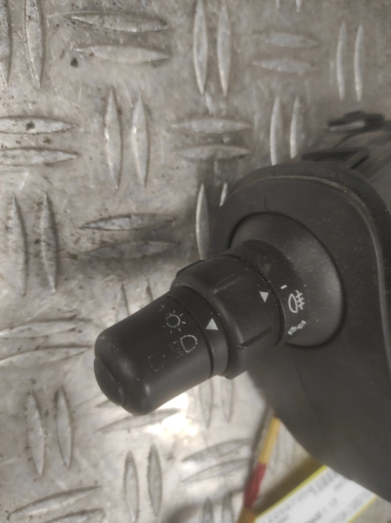 Commodo phare RENAULT KANGOO 2 PHASE 1 – 88102001