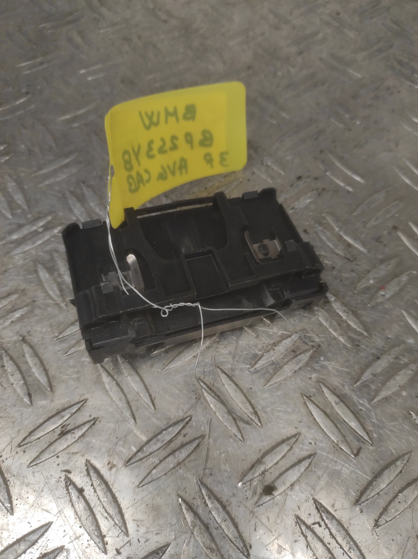 Lecteur de carte (neiman) RENAULT SCENIC 2 PHASE 1 – 8200125077