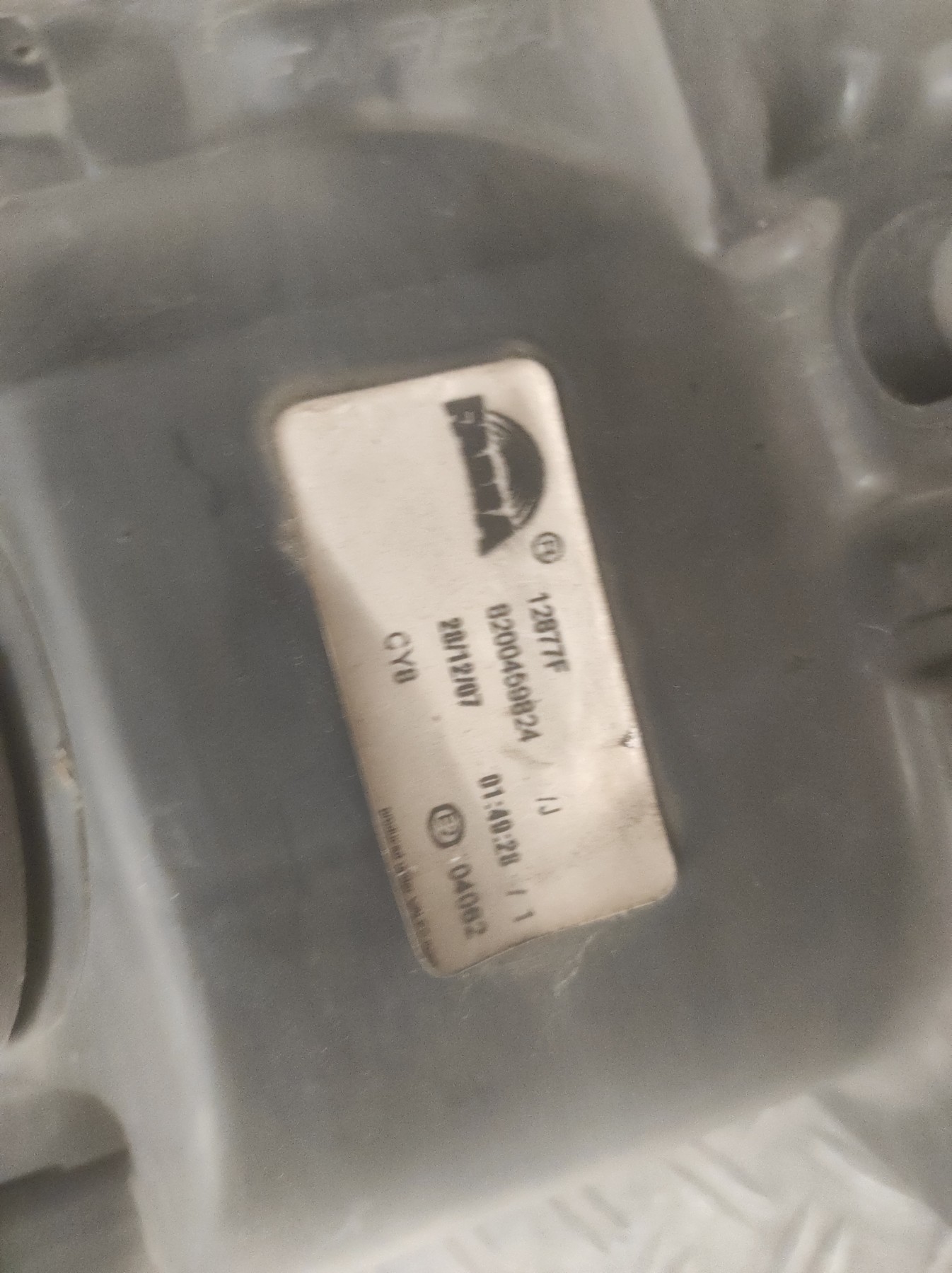 Optique avant principal gauche (feux)(phare) RENAULT CLIO 3 PHASE 1 – 8200459824