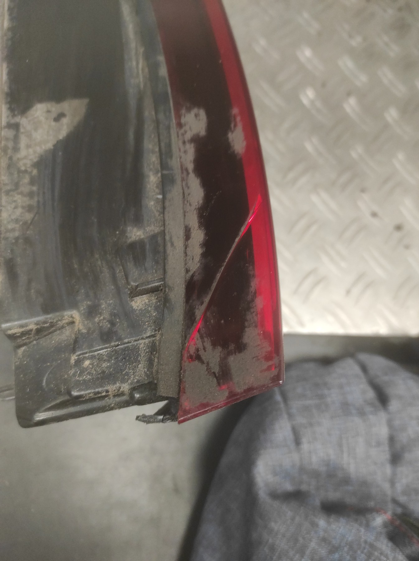 Feu arriere principal droit (feux) RENAULT MEGANE 4 PHASE 1 – 265550248R