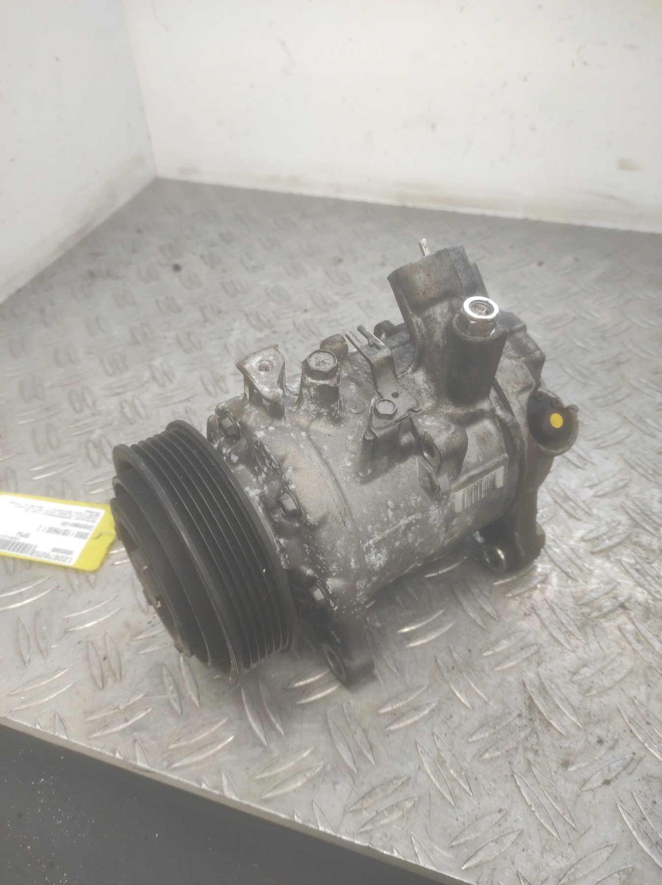 Compresseur clim BMW SERIE 1 F20 PHASE 1 – 64529223695