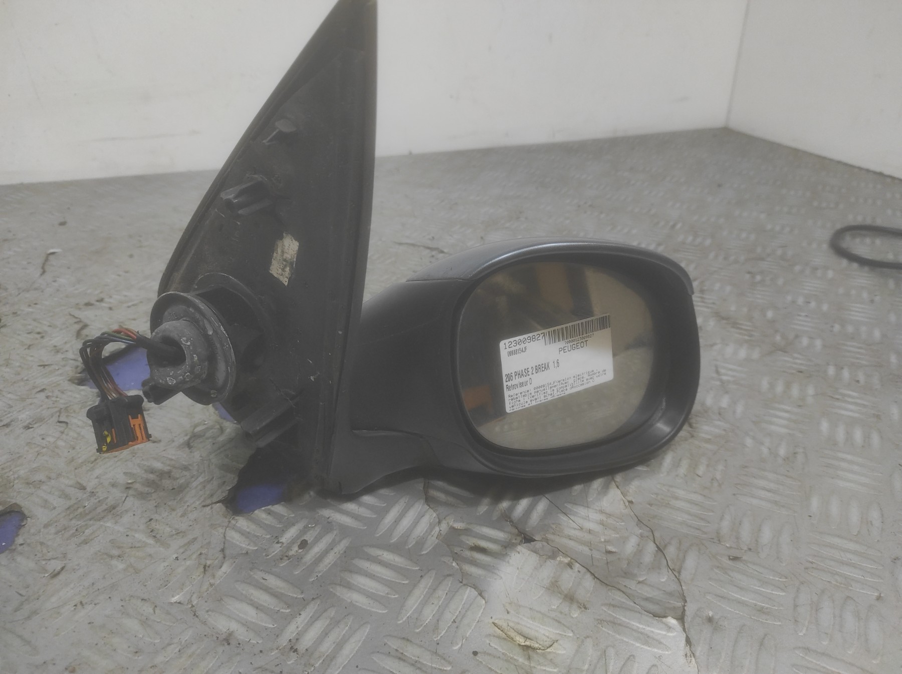 Retroviseur droit PEUGEOT 206 PHASE 2 BREAK – 00008154JF