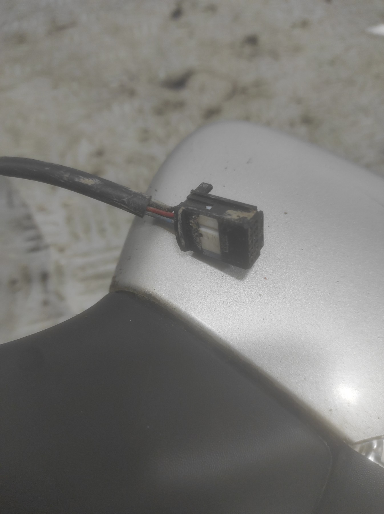 Retroviseur gauche RENAULT CLIO 4 PHASE 1 – 963022031R