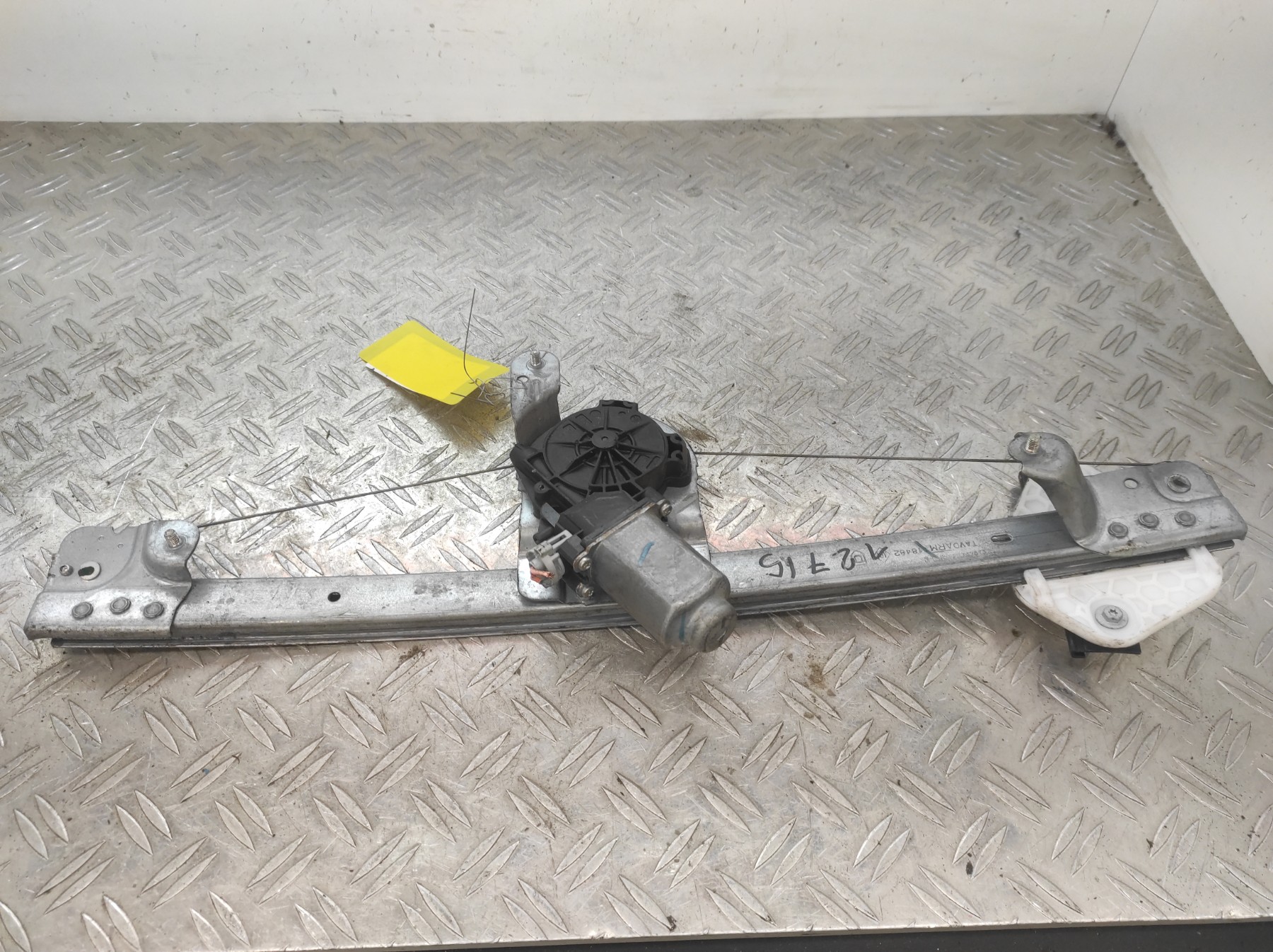 Leve vitre electrique avant droit DACIA LOGAN MCV 1 PHASE 1 BREAK – 400727D