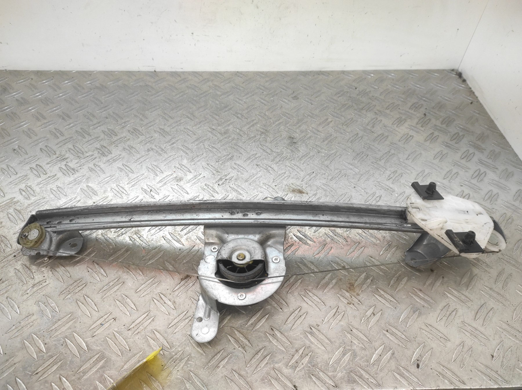 Leve vitre electrique avant droit DACIA LOGAN MCV 1 PHASE 1 BREAK – 400727D