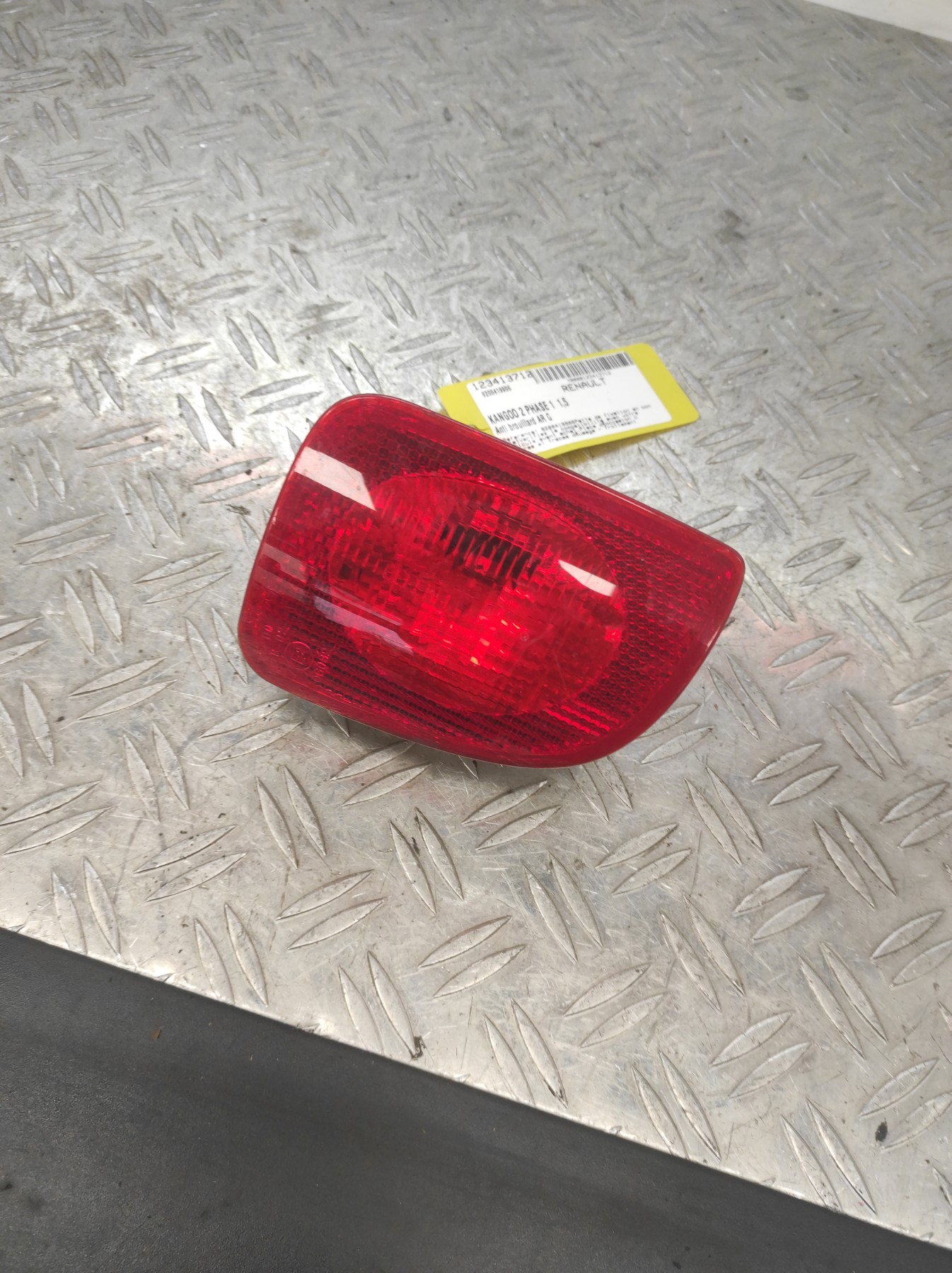 Anti brouillard arriere gauche RENAULT KANGOO 2 PHASE 1 – 8200419906