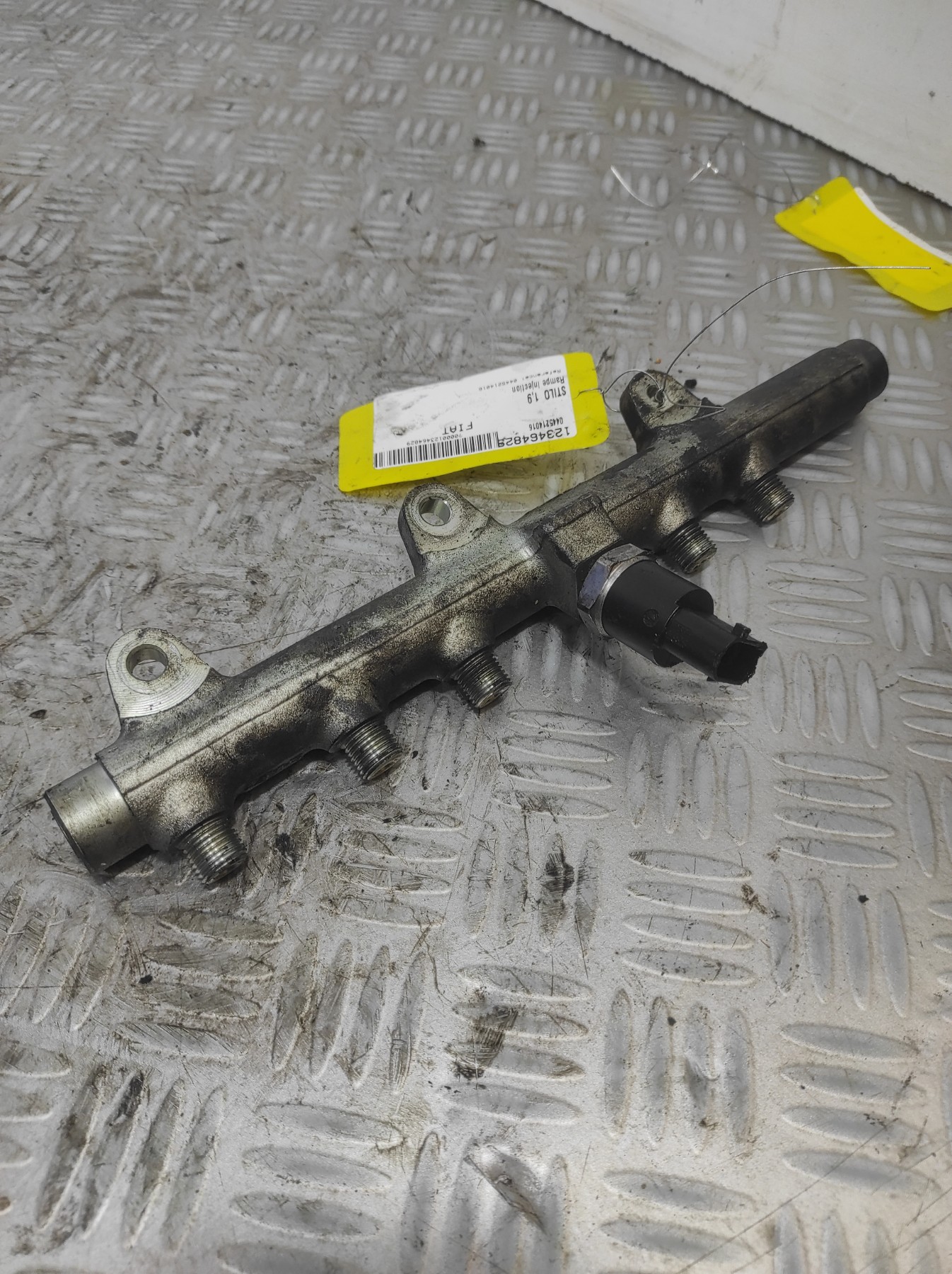 Rampe injection FIAT STILO – 445214016