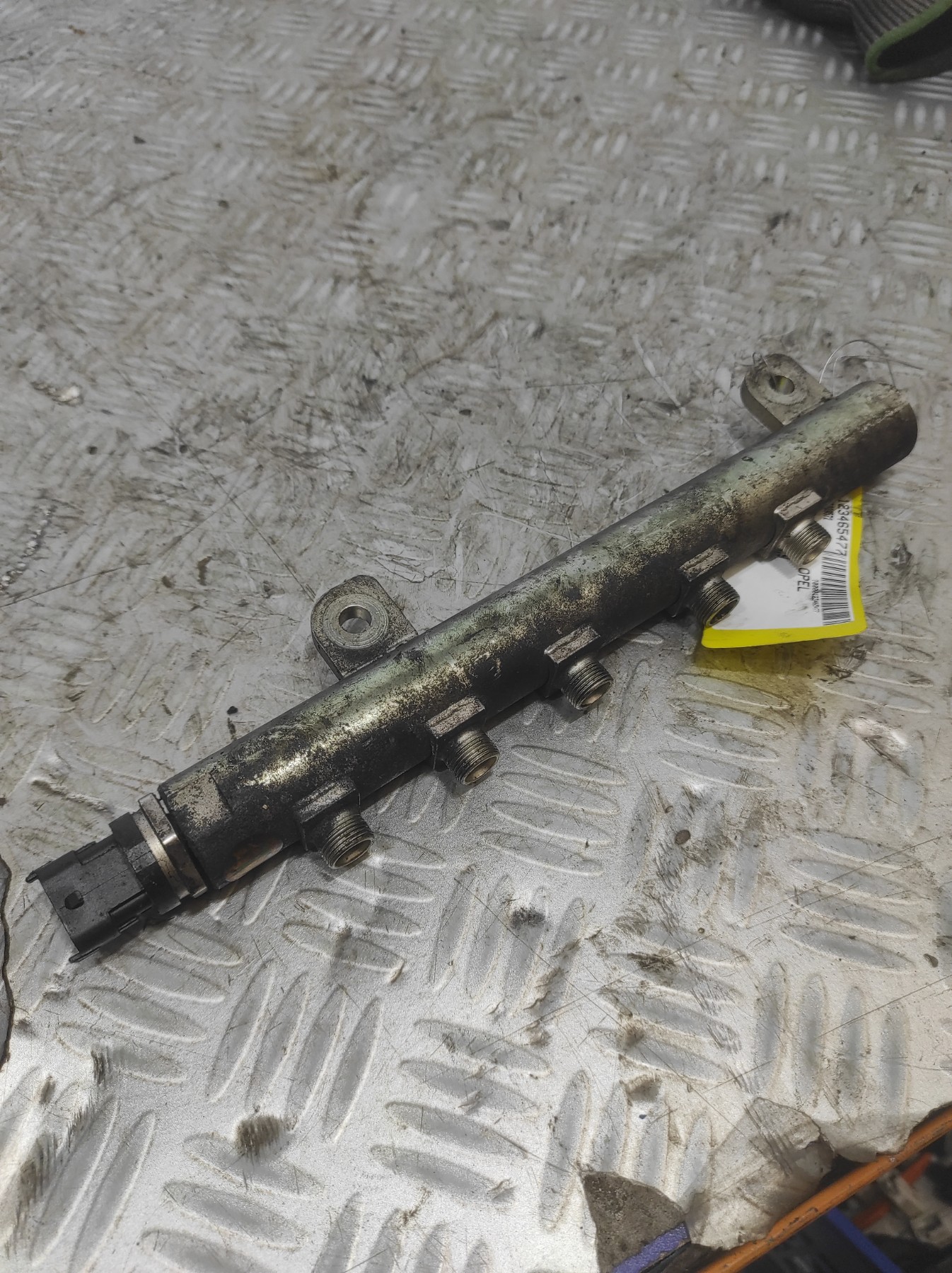 Rampe injection OPEL ZAFIRA B PHASE 1 – 55209572