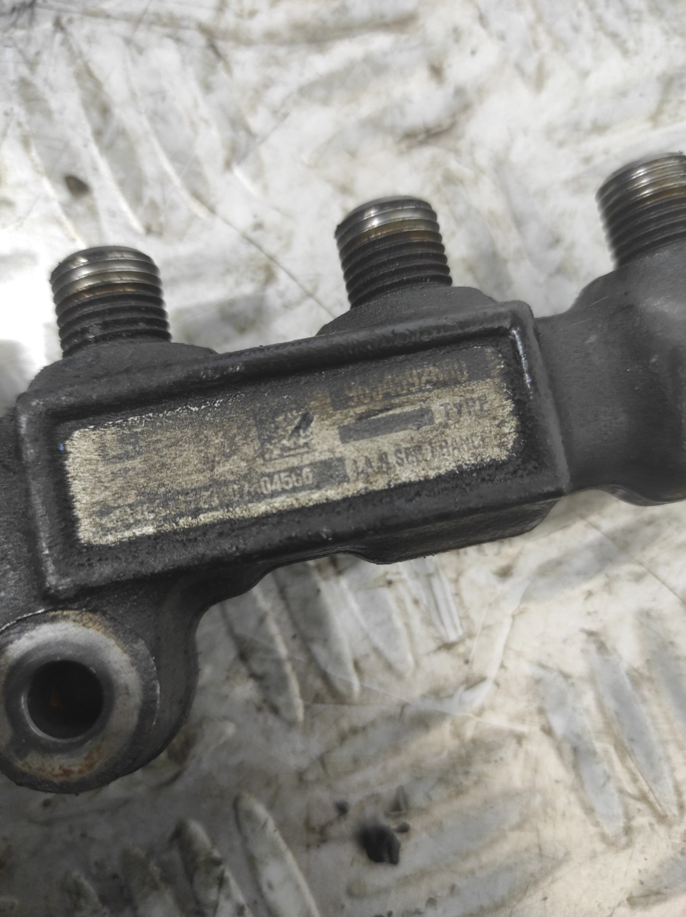 Rampe injection PEUGEOT 308 1 PHASE 2 – 9654592680