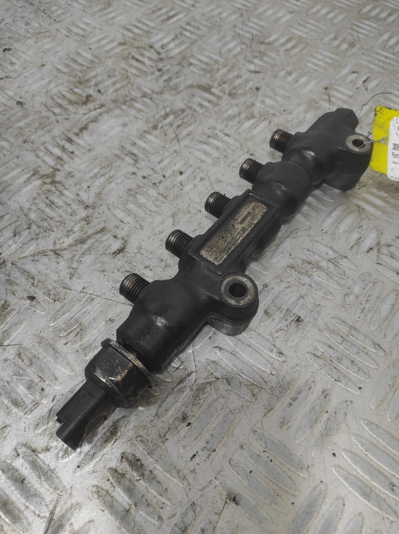 Rampe injection PEUGEOT 308 1 PHASE 2 – 9654592680