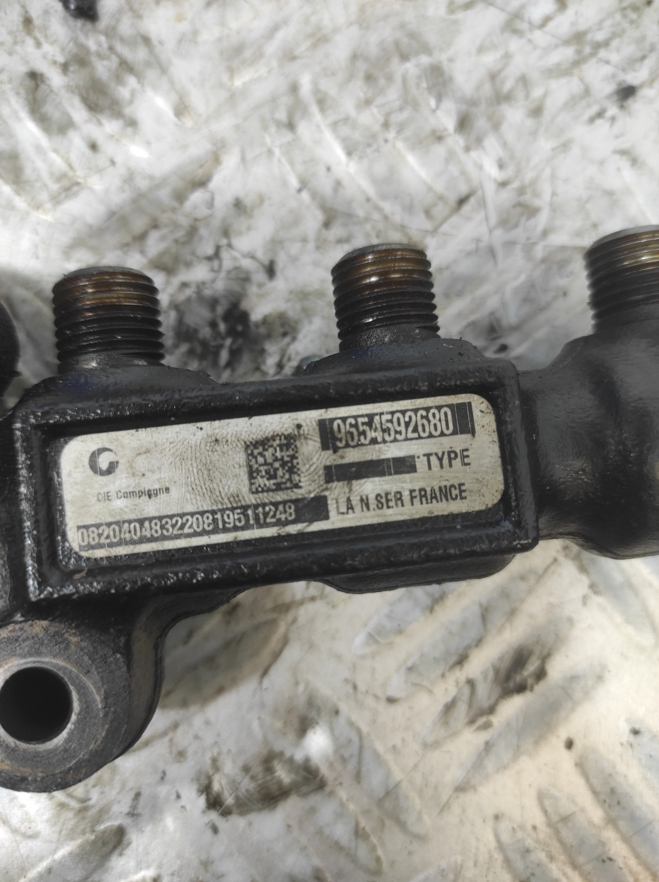 Rampe injection PEUGEOT 308 1 PHASE 2 – 9654592680