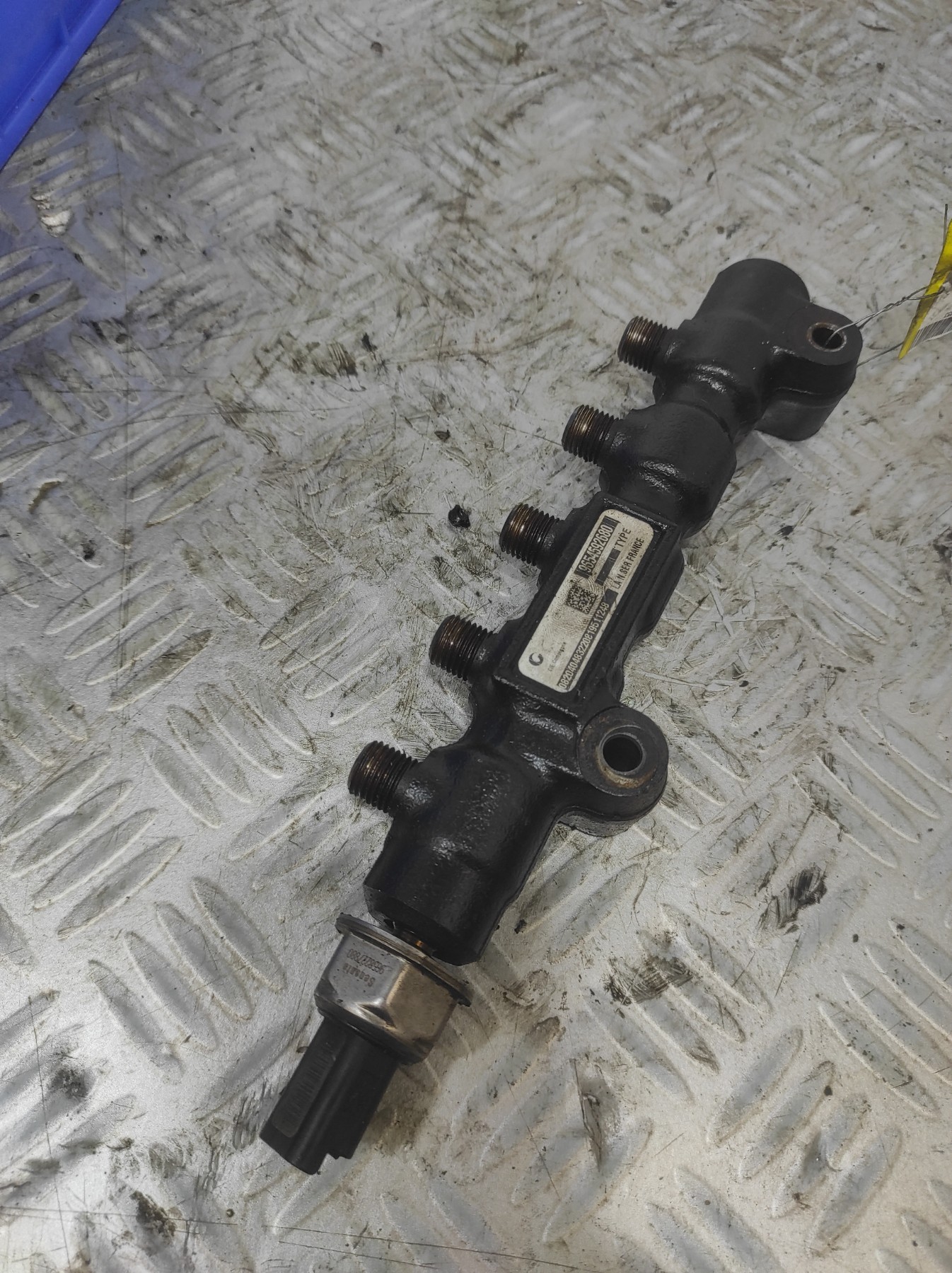 Rampe injection PEUGEOT 308 1 PHASE 2 – 9654592680