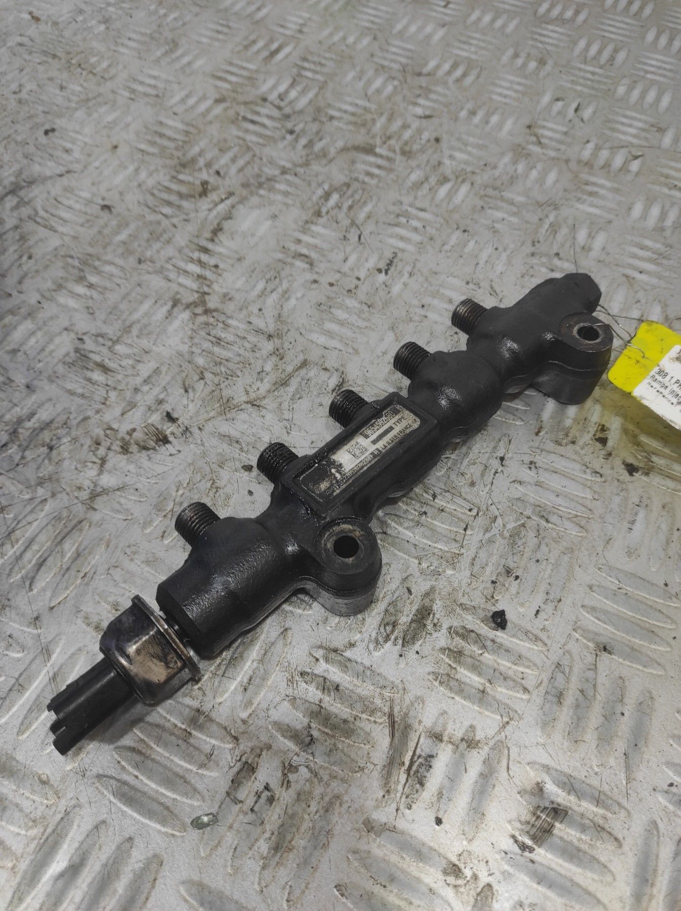 Rampe injection PEUGEOT 308 1 PHASE 2 – 9654592680