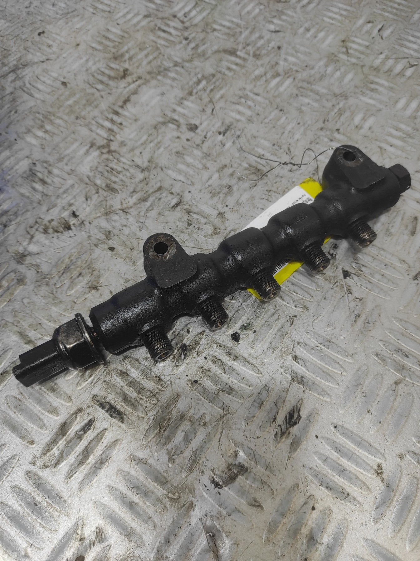 Rampe injection PEUGEOT 308 1 PHASE 2 – 9654592680