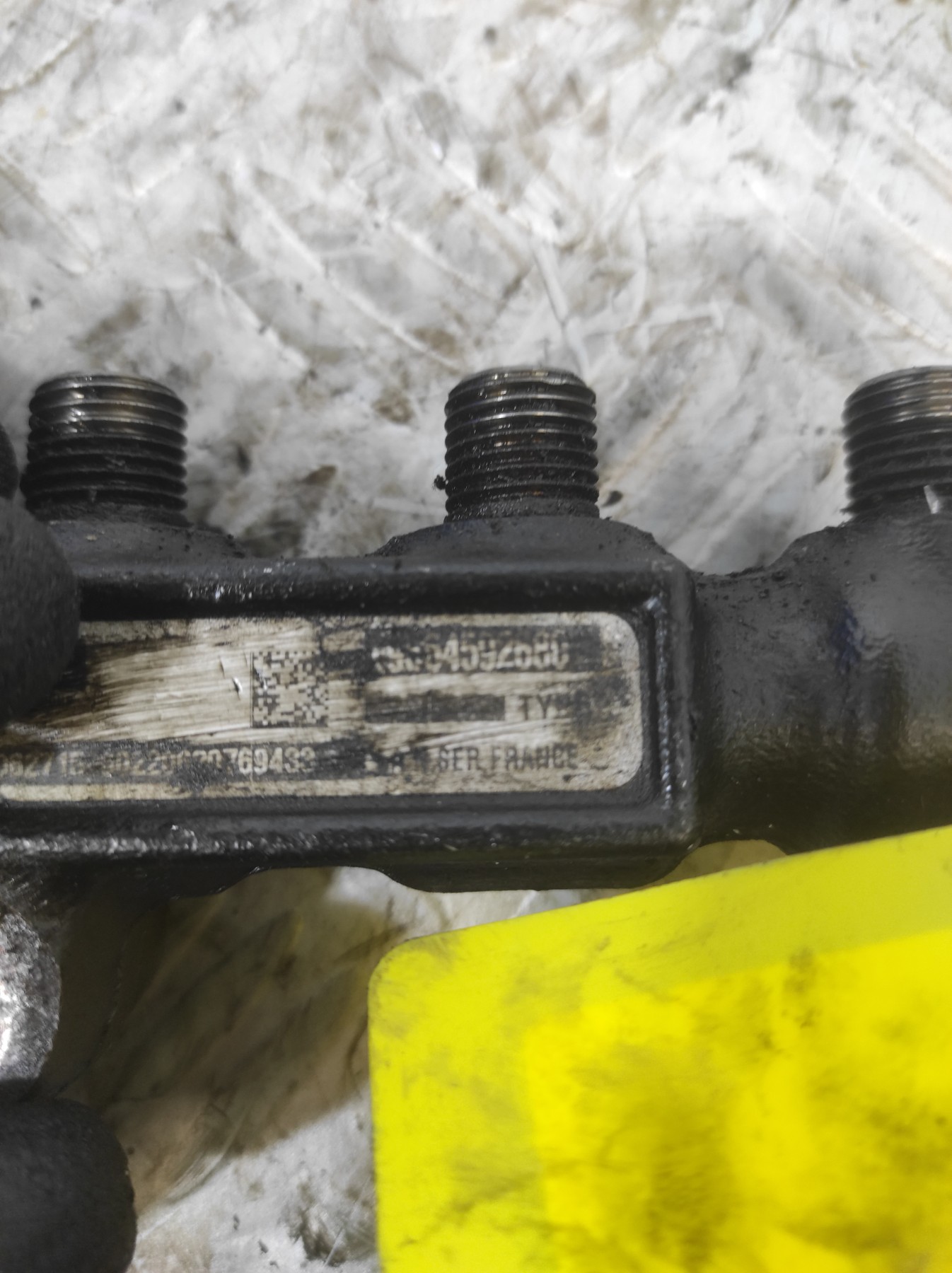 Rampe injection PEUGEOT 308 1 PHASE 2 – 9654592680