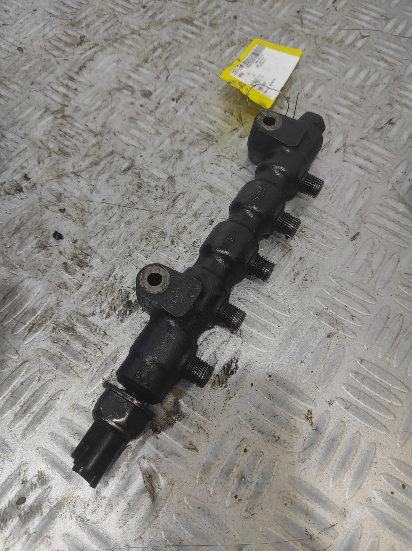 Rampe injection PEUGEOT 308 1 PHASE 2 – 9654592680