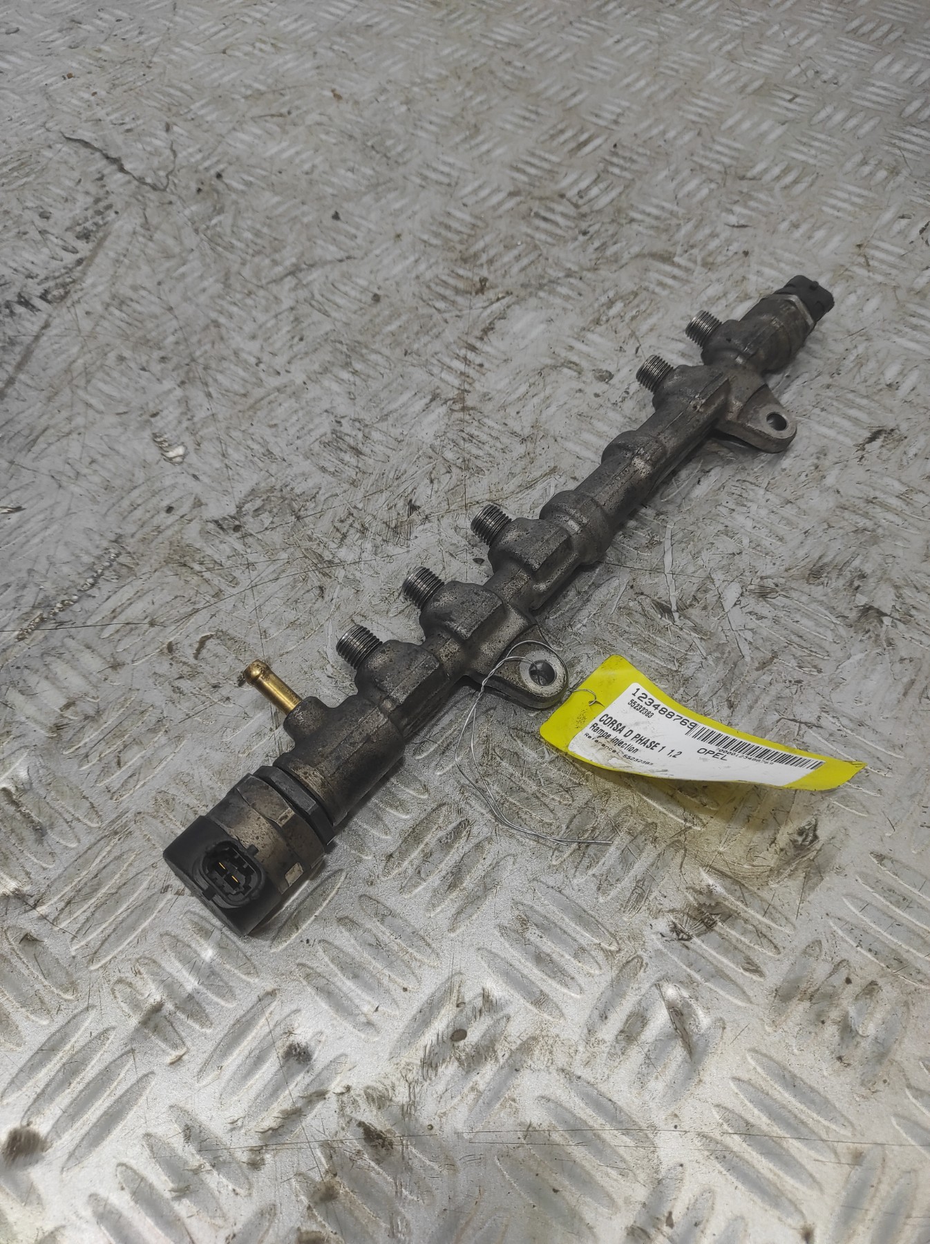 Rampe injection OPEL CORSA D PHASE 1 – 55232383