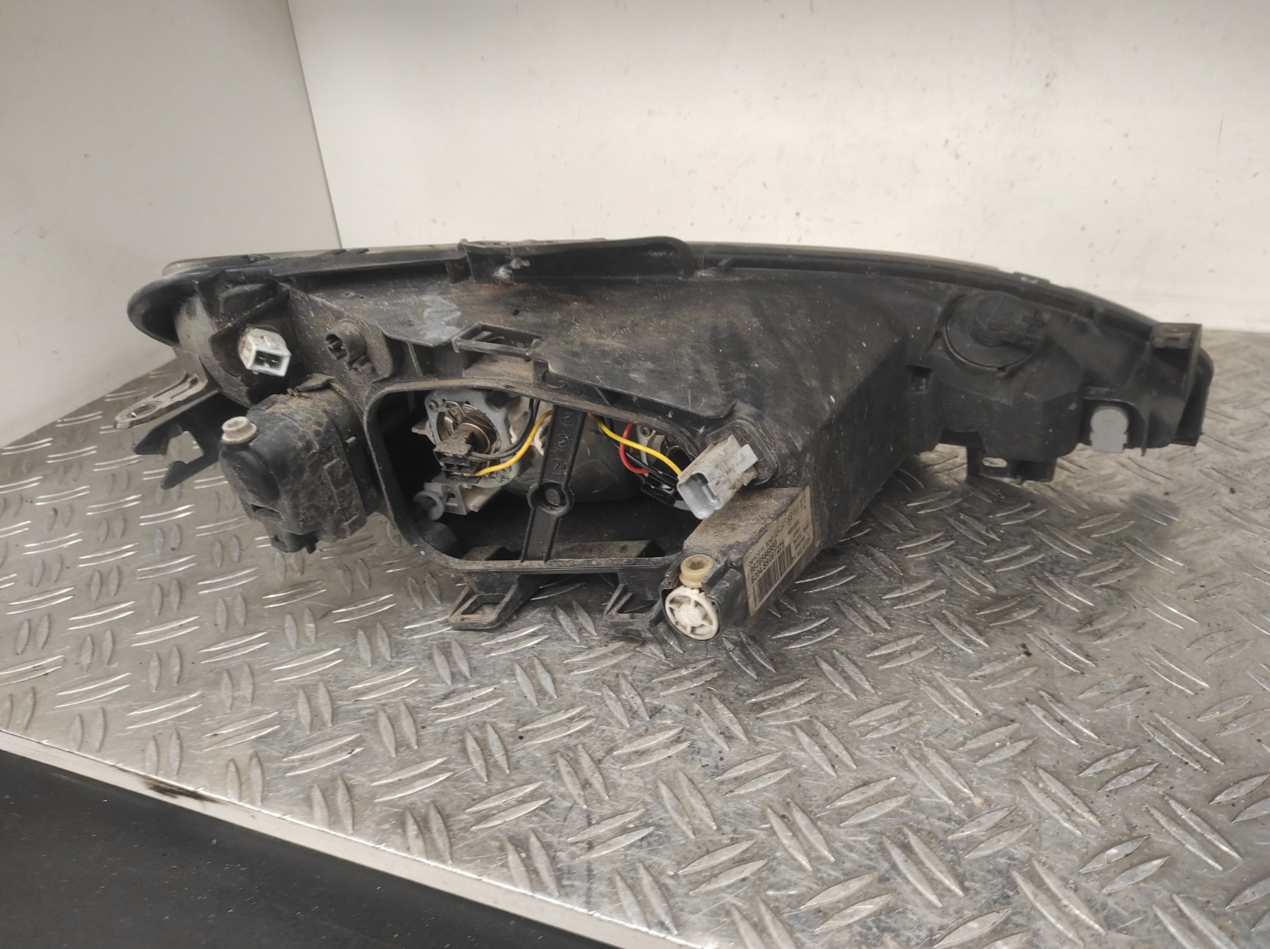 Optique avant principal gauche (feux)(phare) PEUGEOT 206 PHASE 2 – 9628666880