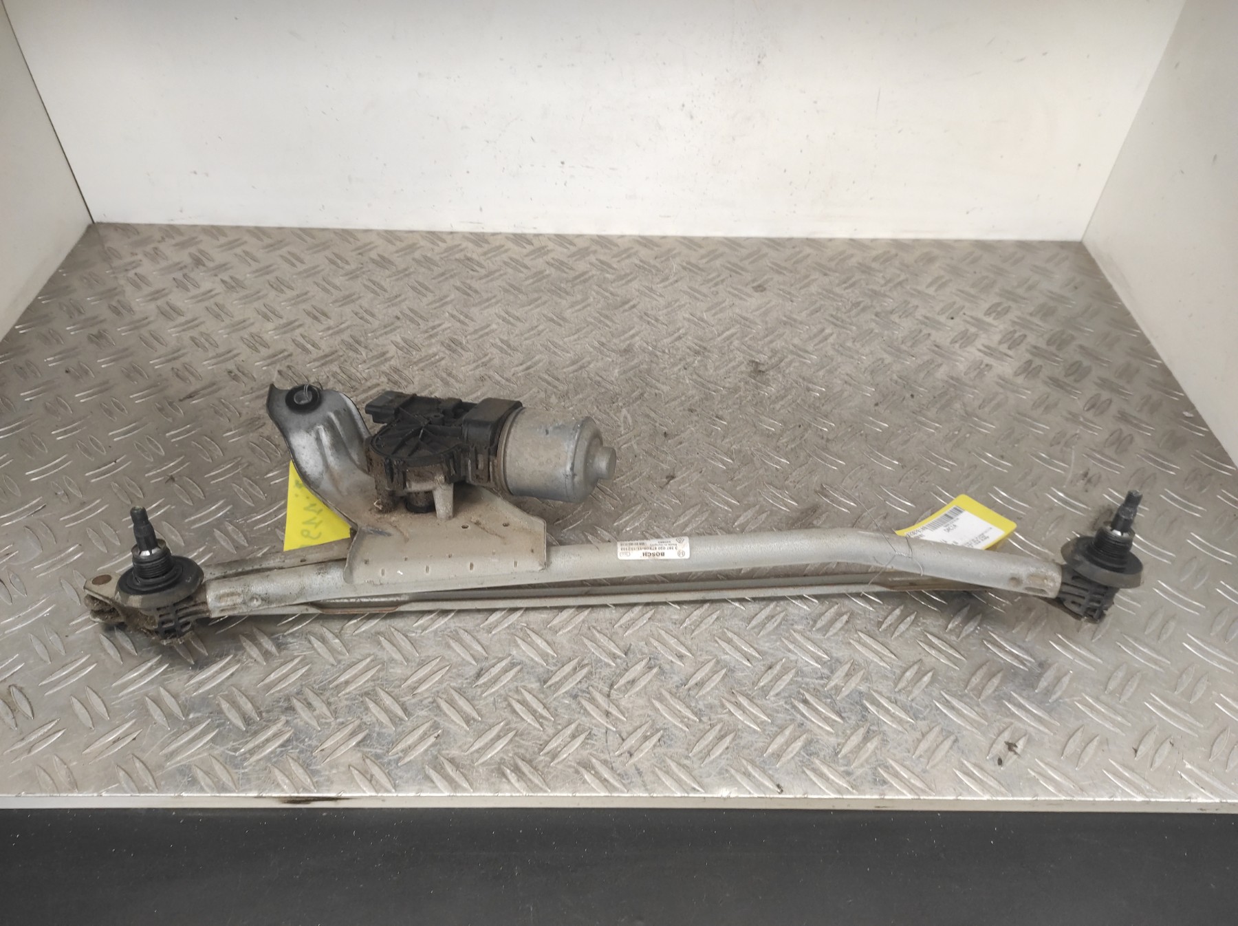 Moteur essuie glace avant DACIA SANDERO 1 – 8200619512