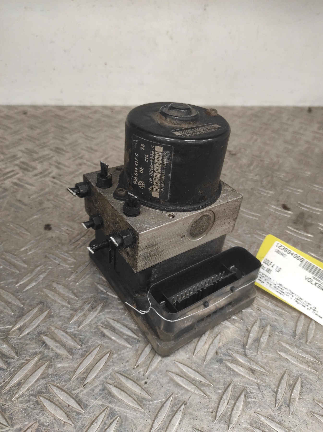 Bloc ABS (freins anti-blocage) VOLKSWAGEN GOLF 4 – 1J0614417