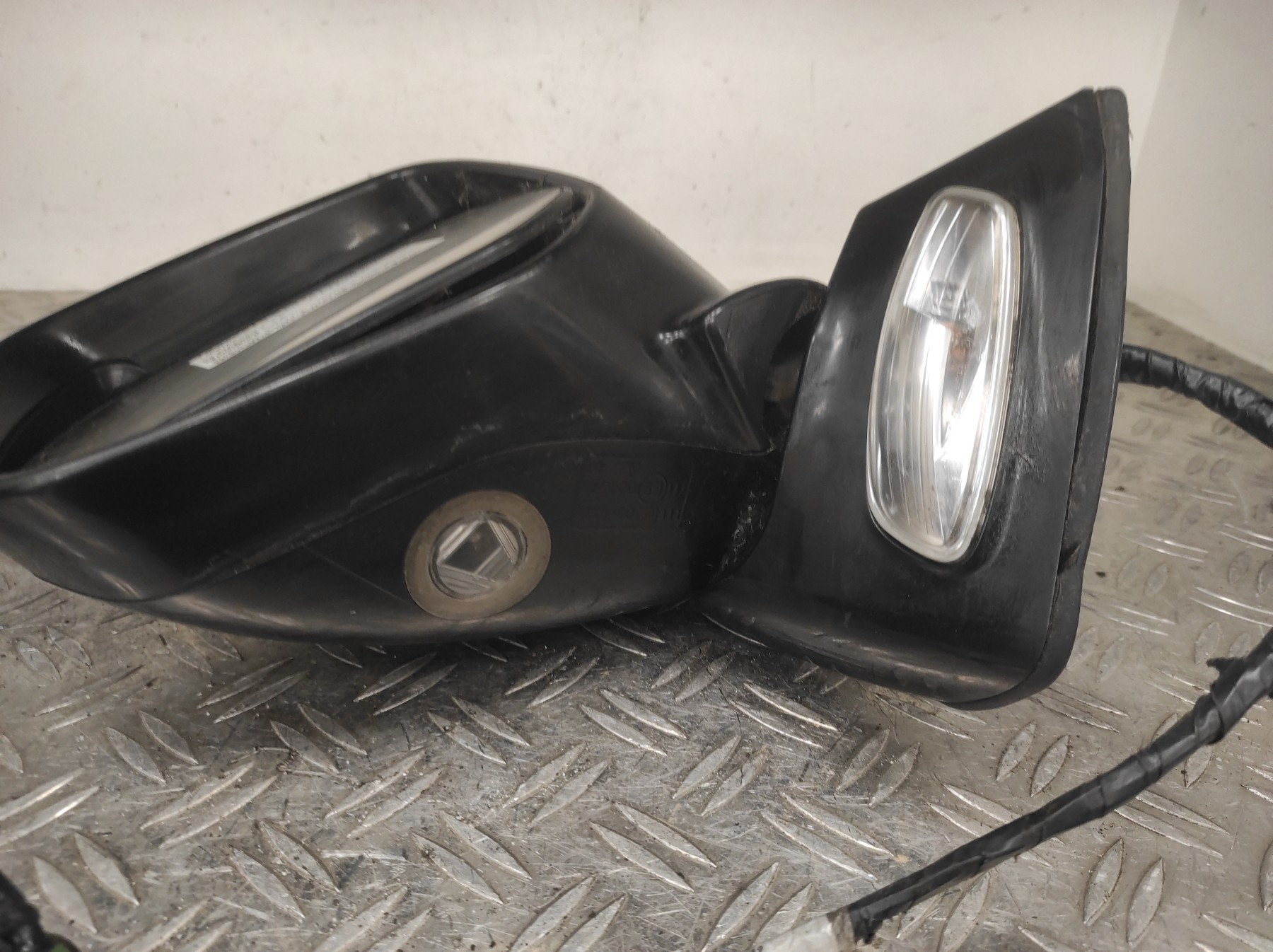 Retroviseur gauche CITROEN C4 PICASSO 1 – E9024375