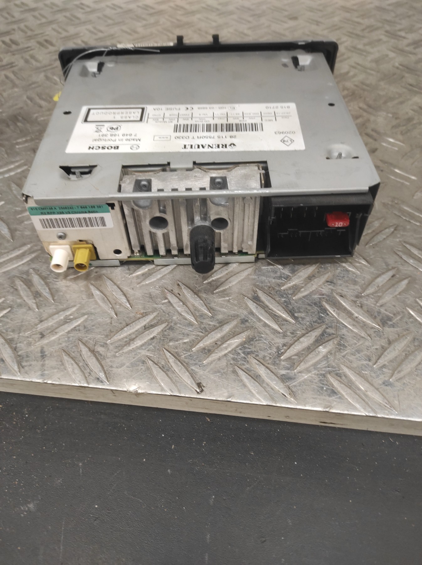 Autoradio d’origine RENAULT SCENIC 3 PHASE 1 – 281157550R