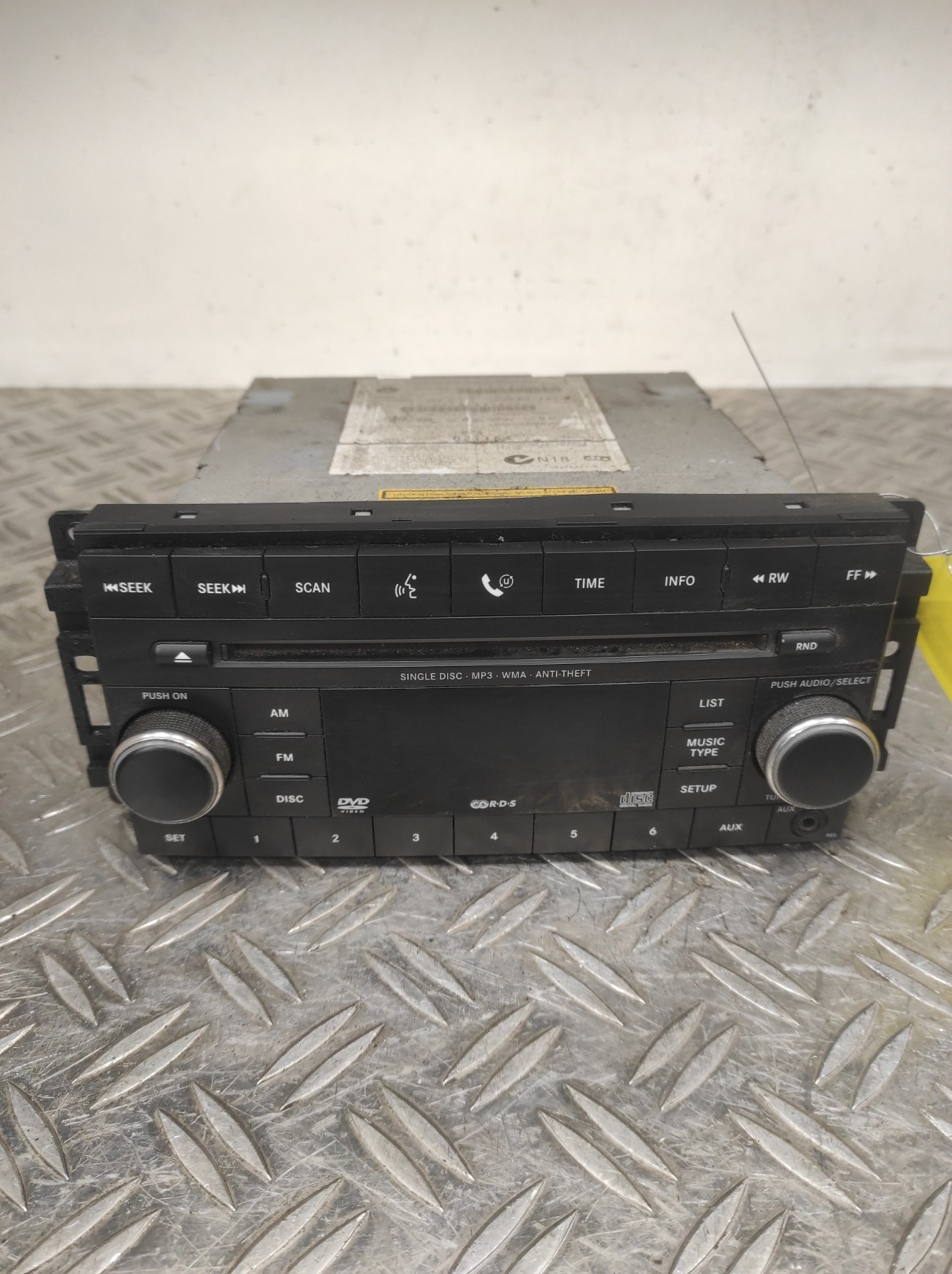 Autoradio d’origine DODGE NITRO – 05064053AK