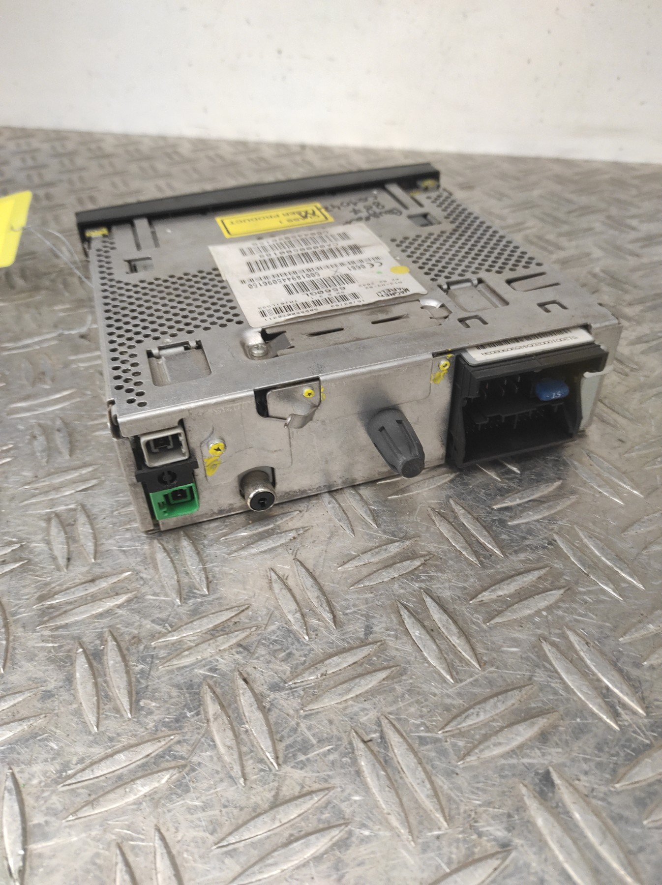 Autoradio d&rsquo;origine PEUGEOT 807 – 6560GL