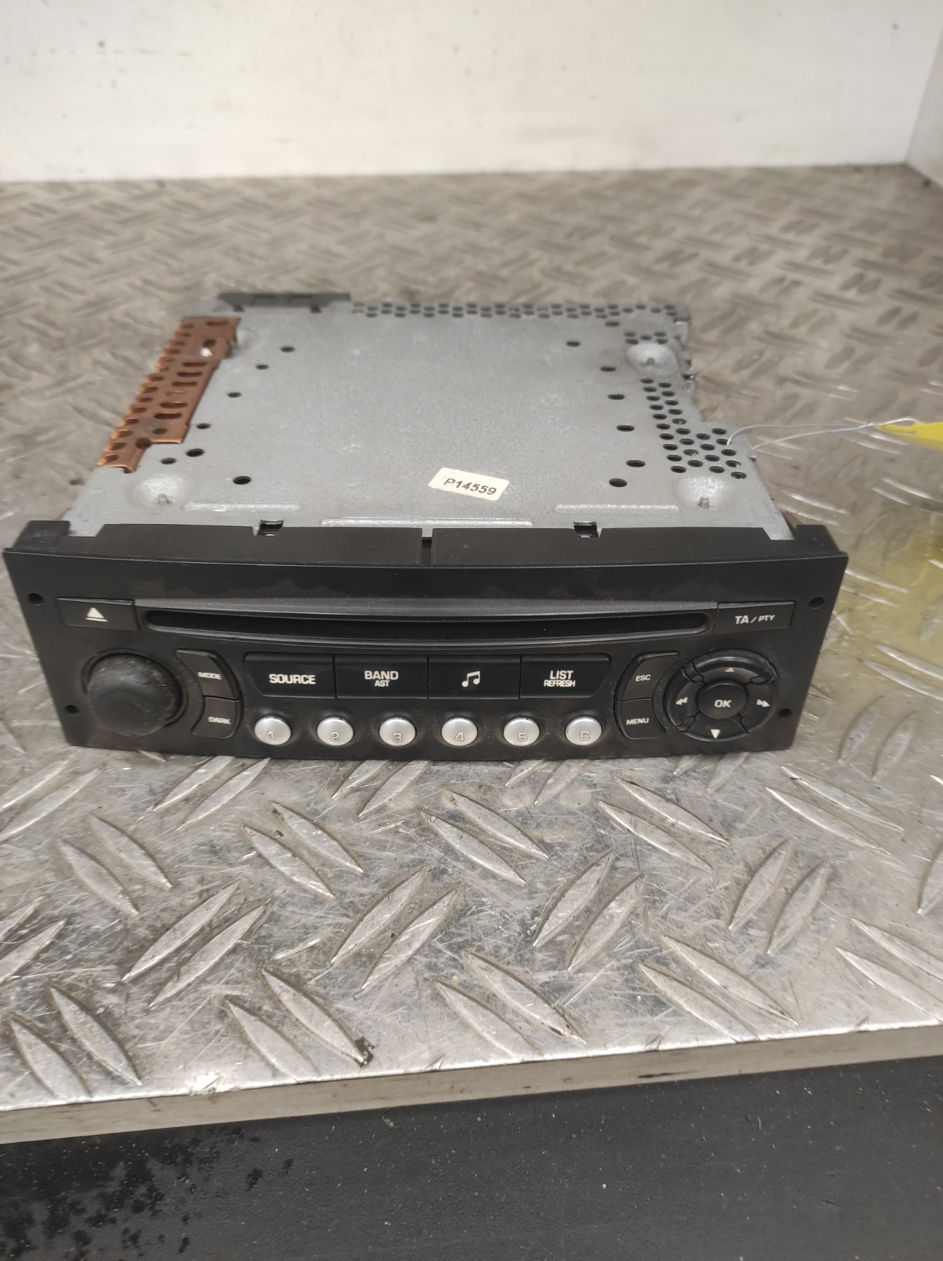 Autoradio d’origine PEUGEOT 207 PHASE 1 – 96643697XT