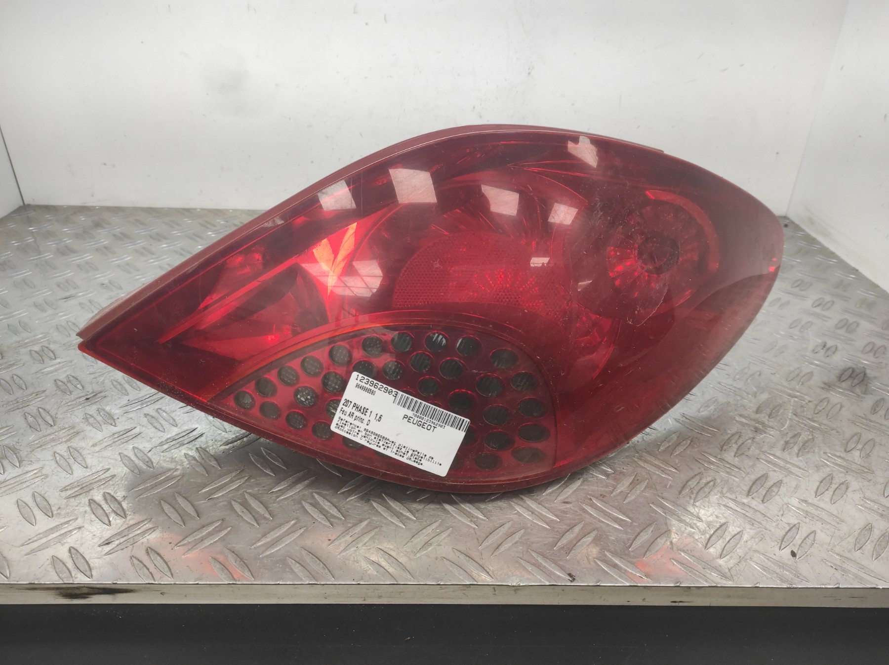 Feu arriere principal droit (feux) PEUGEOT 207 PHASE 1 – 9649986580